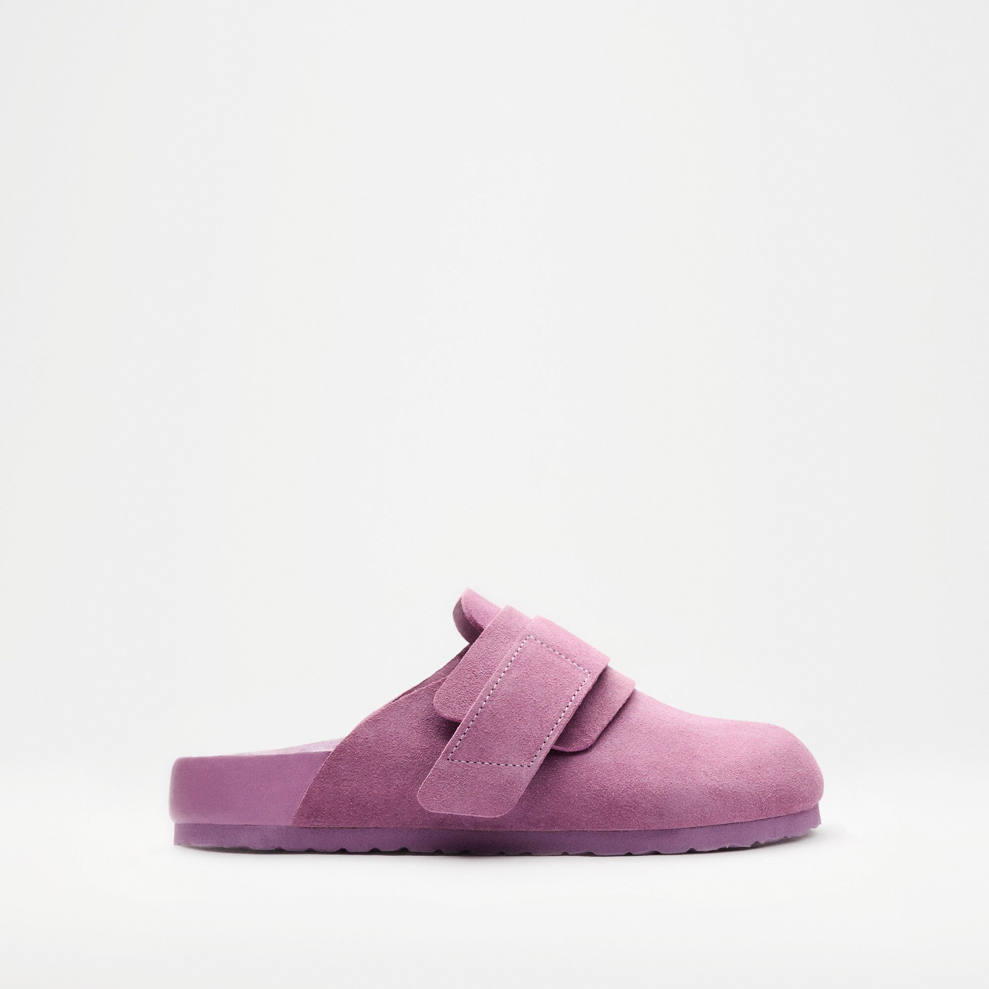 Nagoya Suede Tekla Suede Leather - a side view