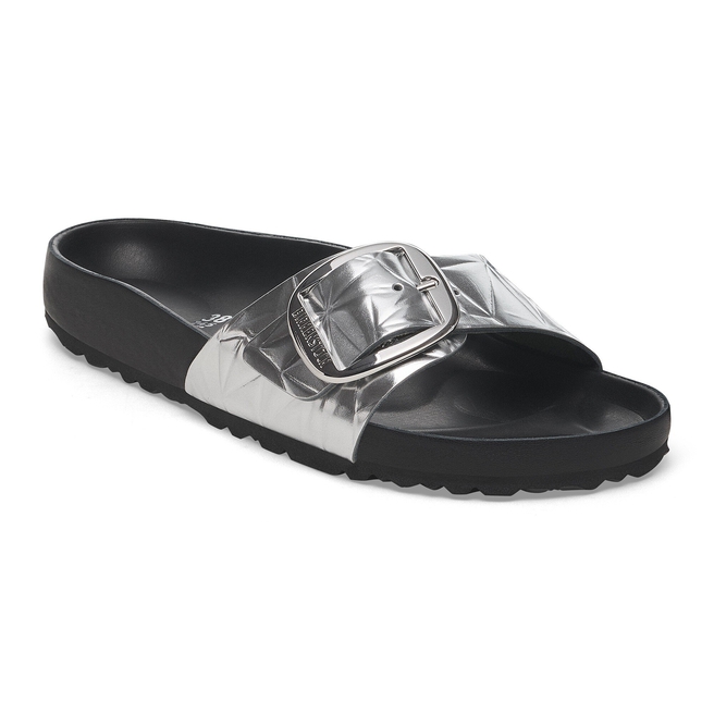 مدريد إبزيم كبير جلد طبيعي مدريد إبزيم كبير جلد طبيعي