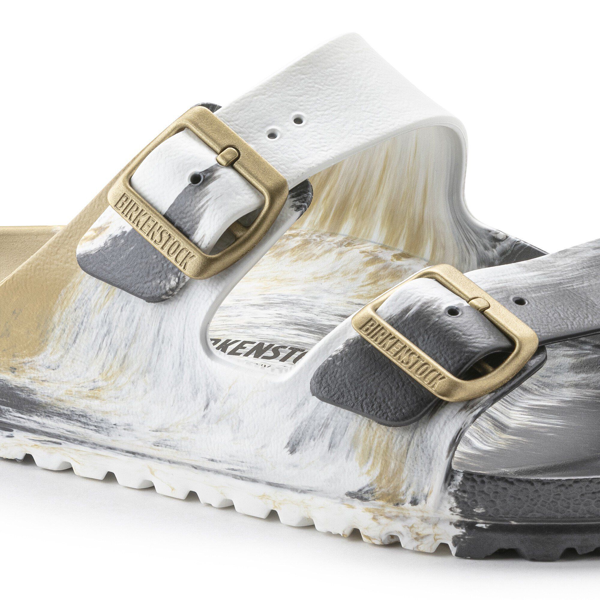 أريزونا إسنشالز ايفي