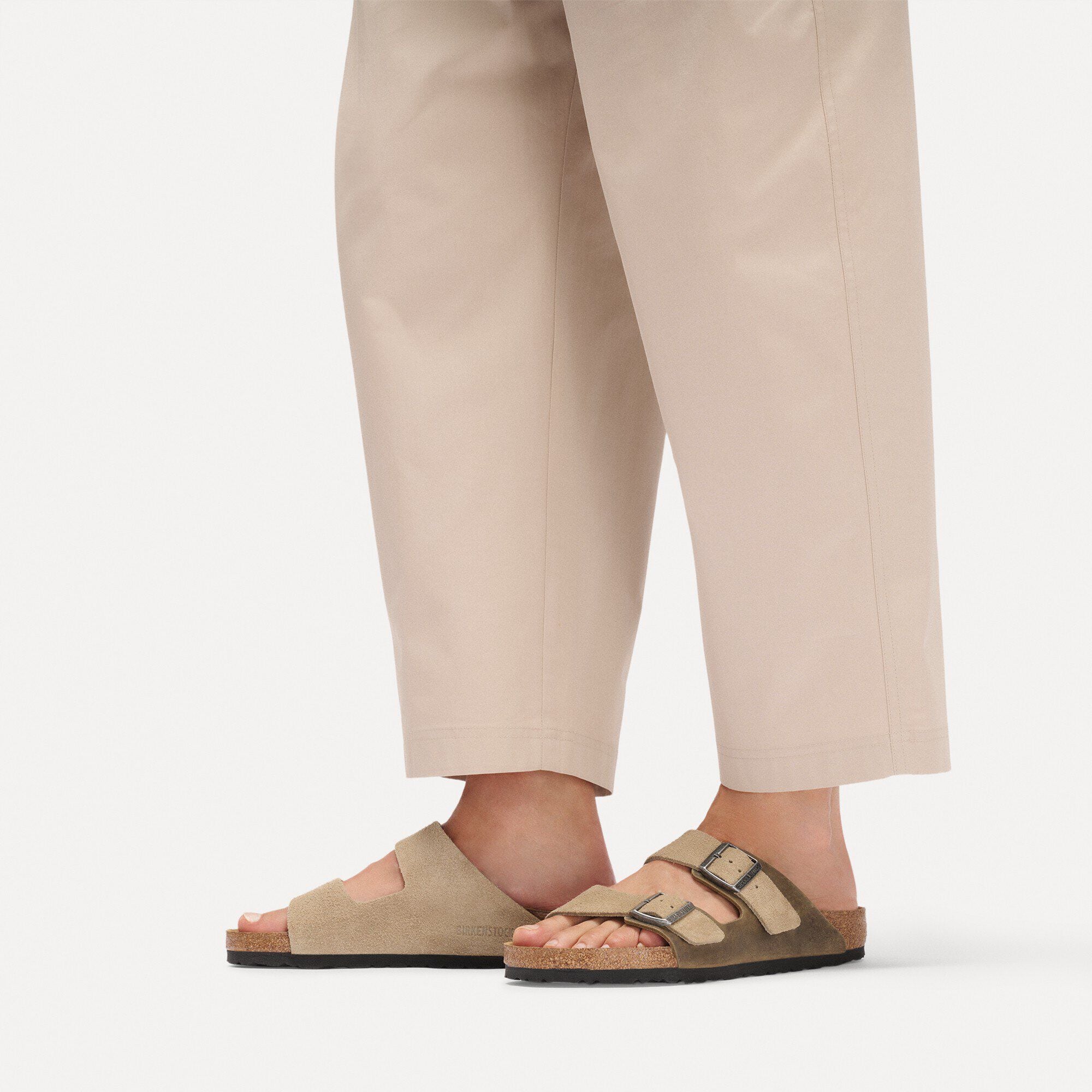 أريزونا جلد مختلط with a male model