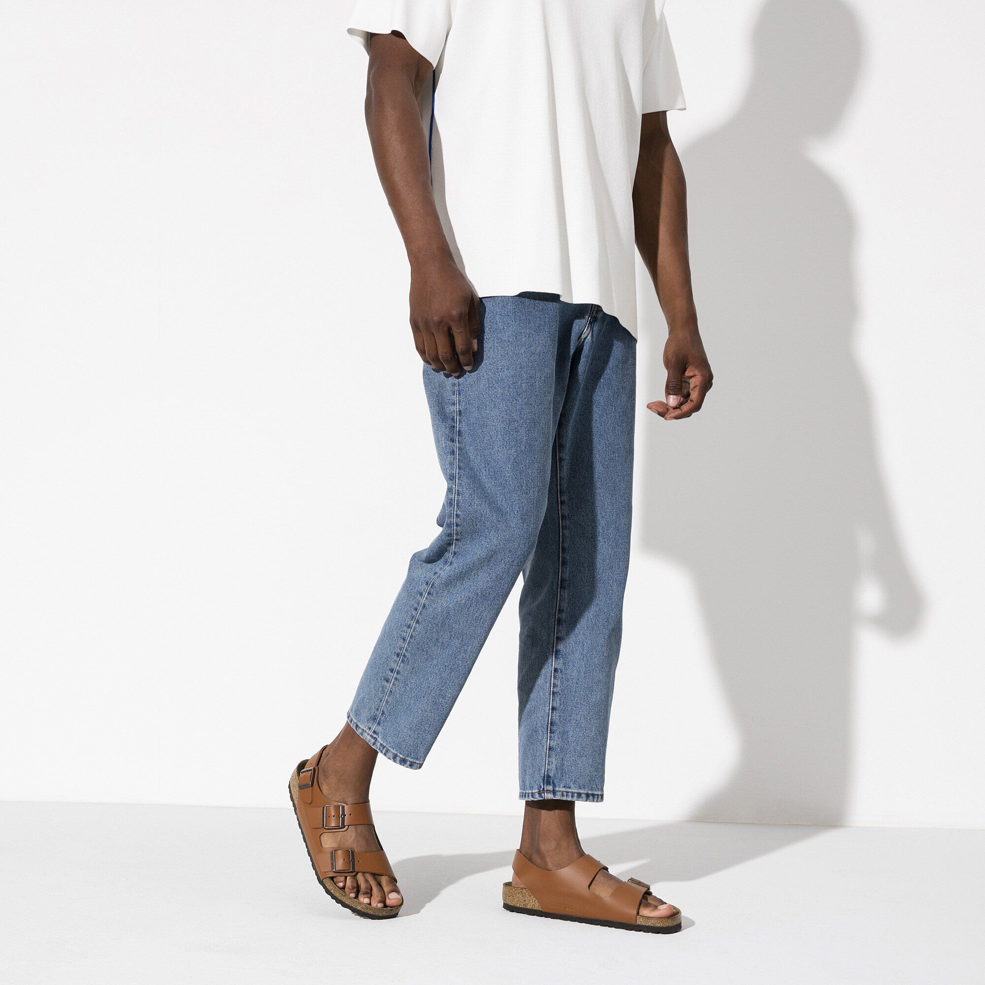 ميلانو بي إس جلد طبيعي