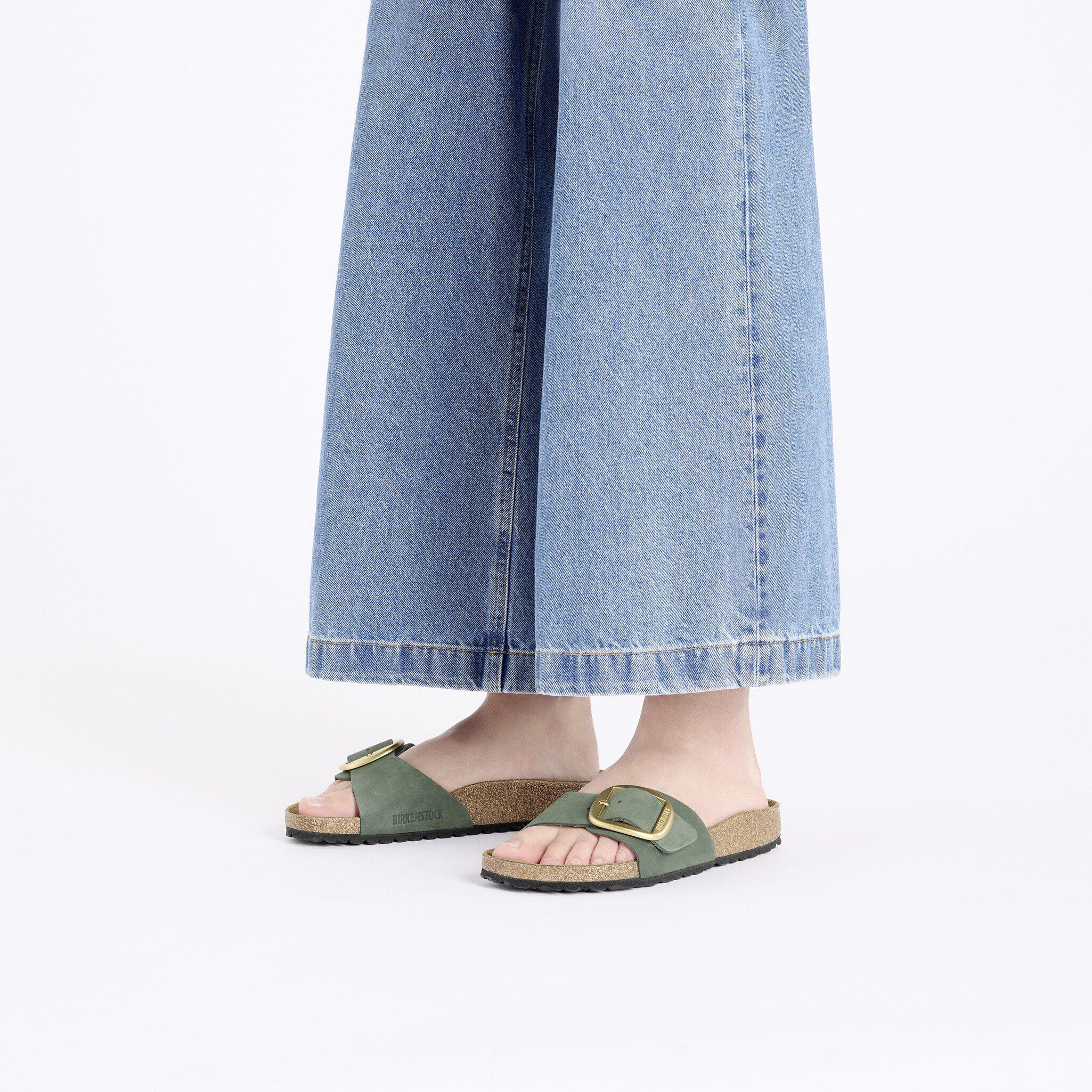 مدريد إبزيم كبير جلد النوبوك