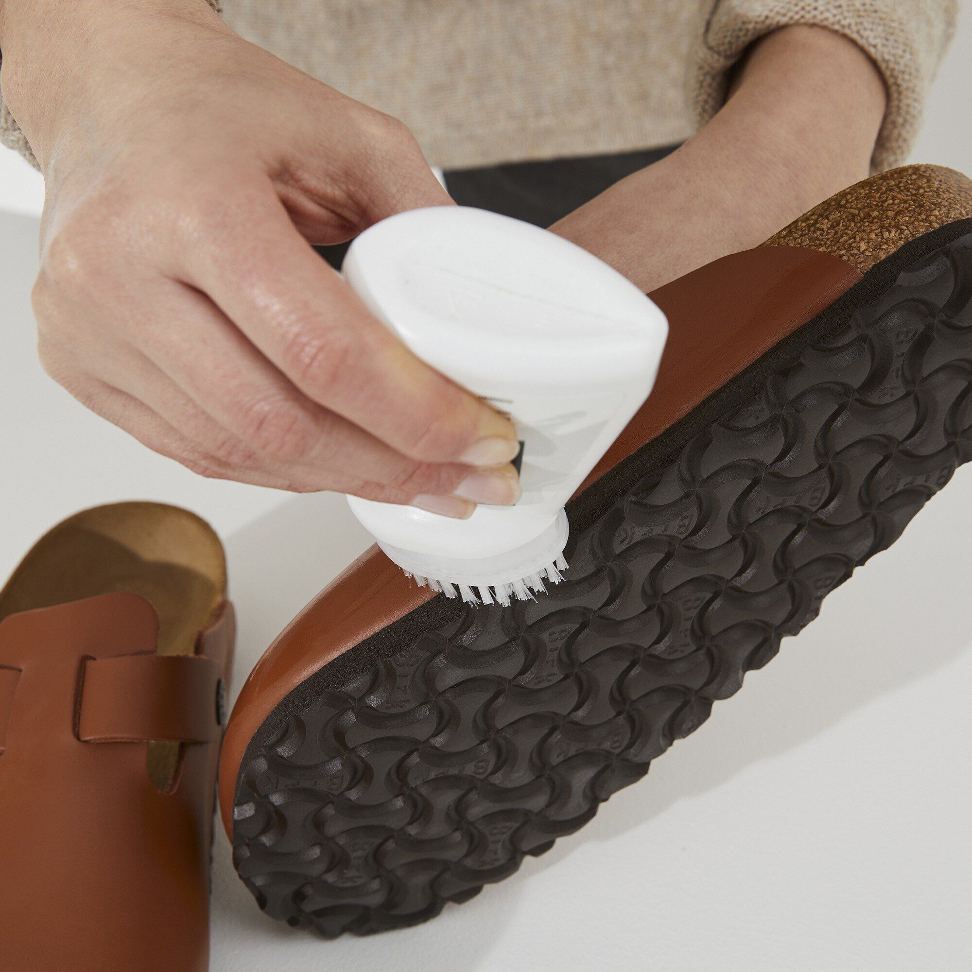 Shoe Clean With Brush 75 ml