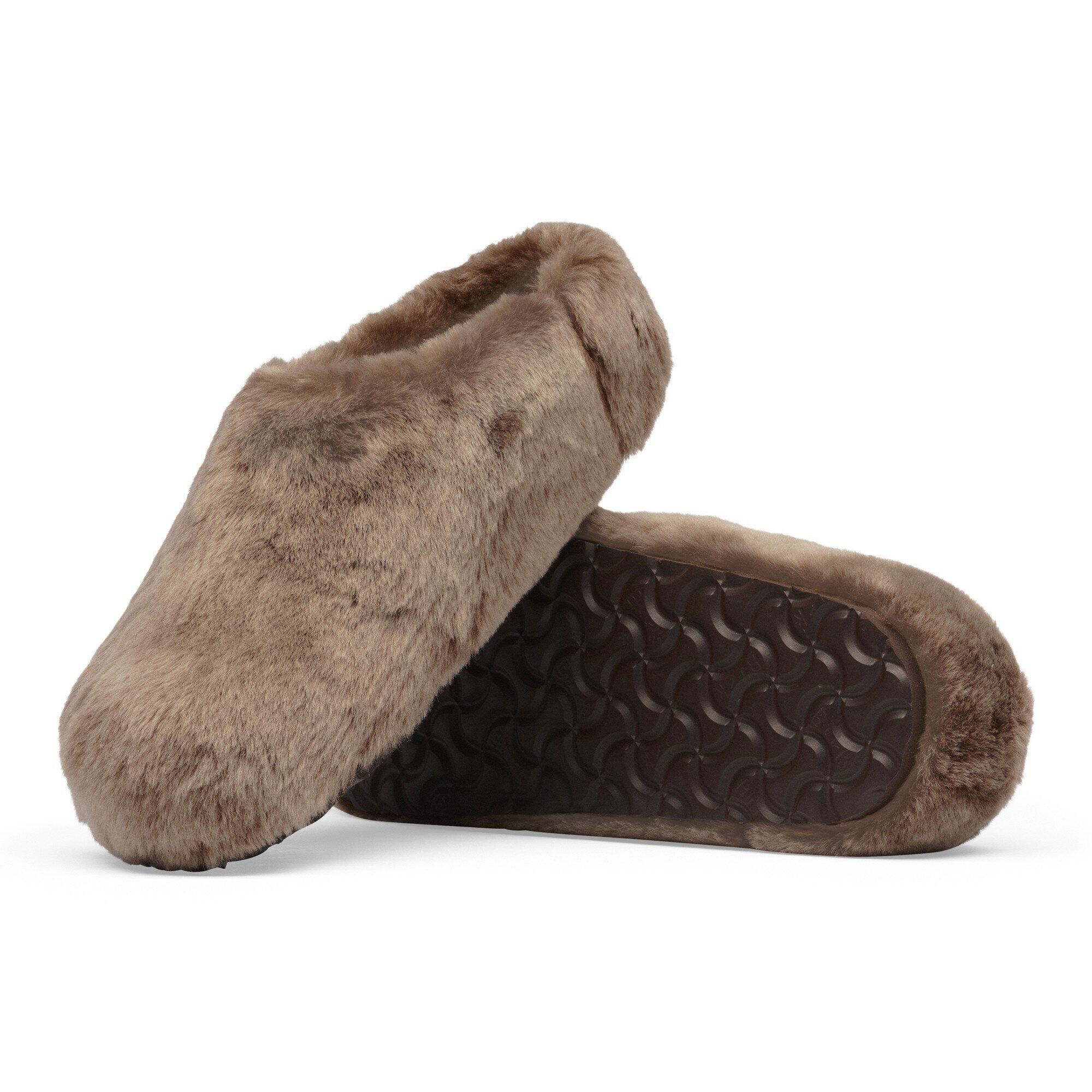   with outer sole details