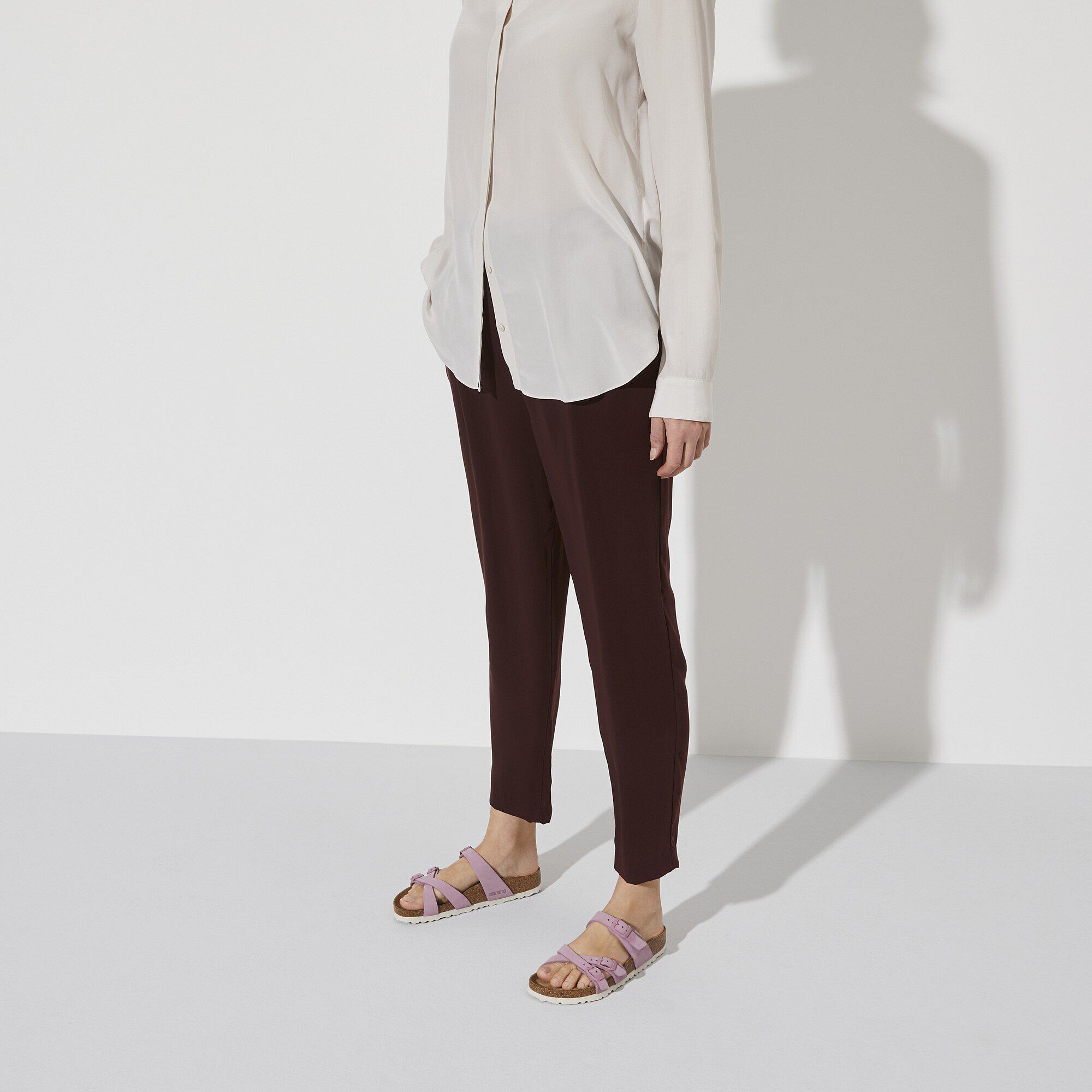 فرنكا نعل ناعم جلد النوبوك