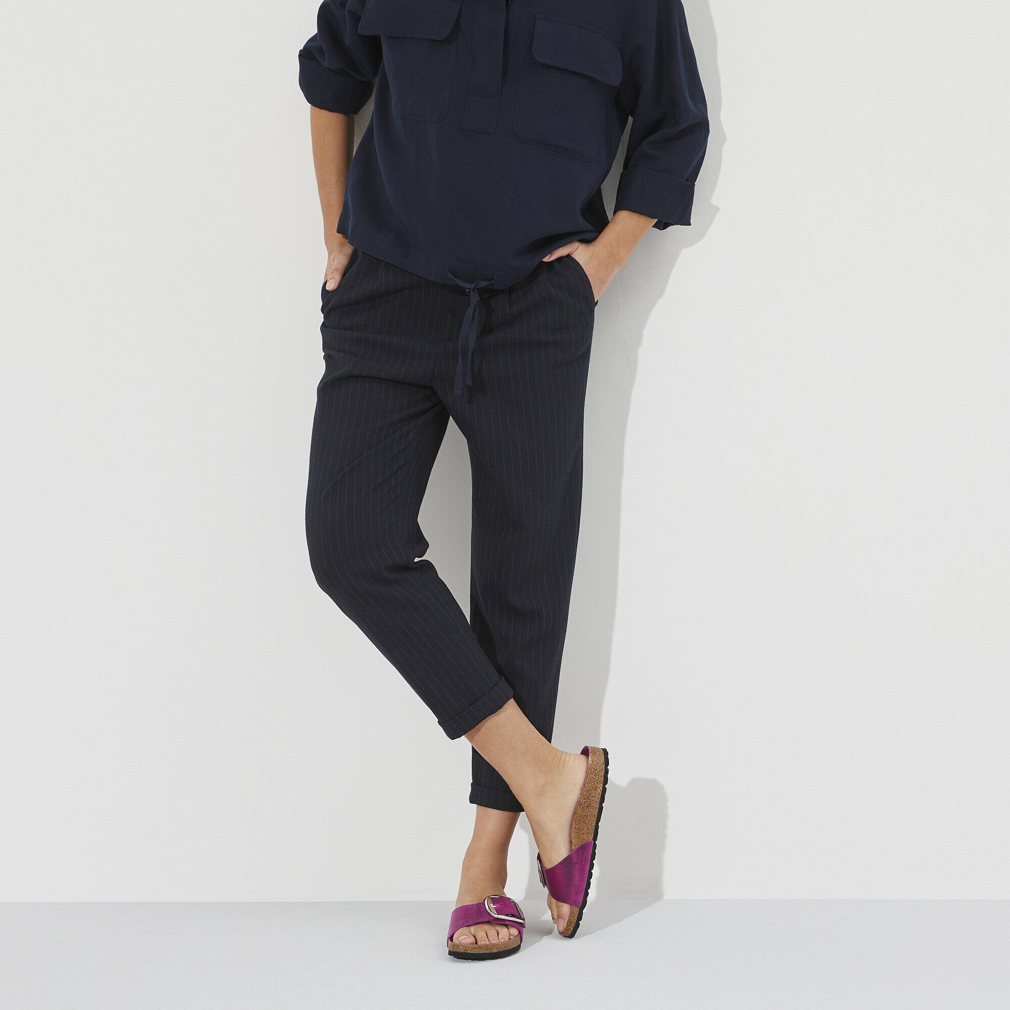 مدريد إبزيم كبير جلد معزز بالزيوت