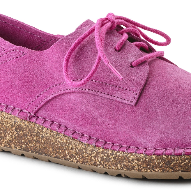 غاري جلد سويدي غاري جلد سويدي