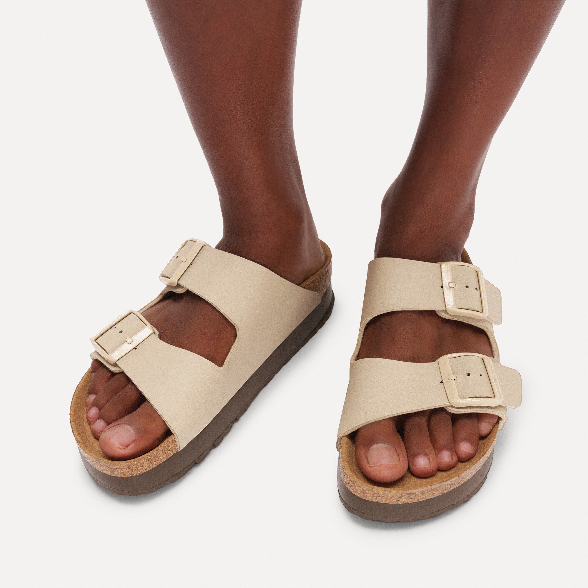 Arizona PAP Flex Platform Birko-Flor Close-up with a female model