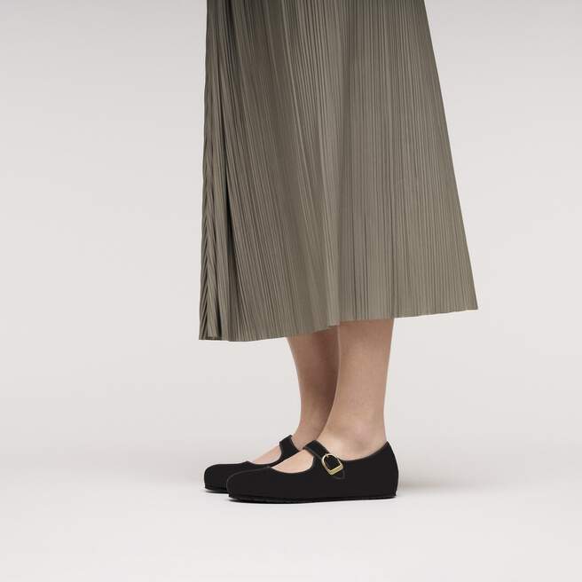 Santa Clarita Velvet