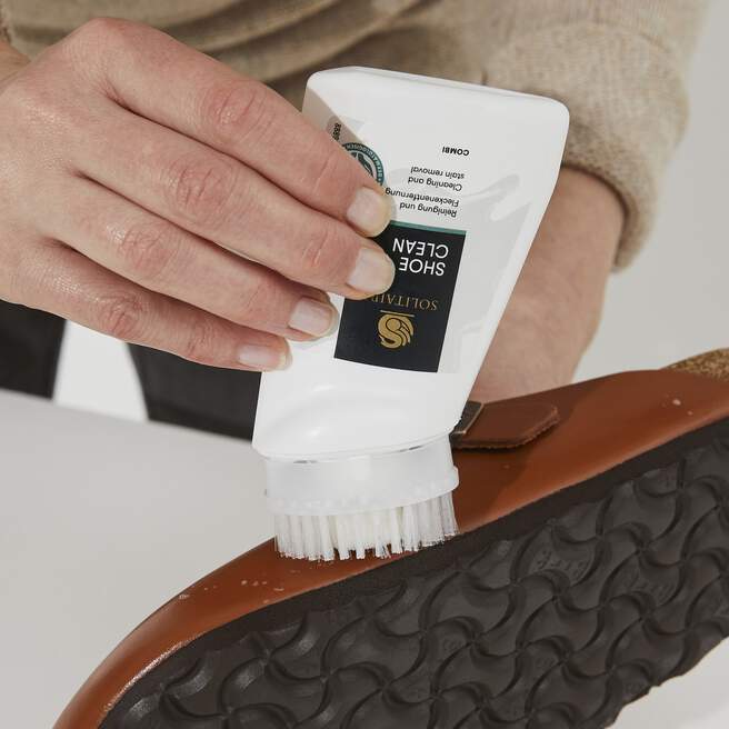 Shoe Clean With Brush 75 ml