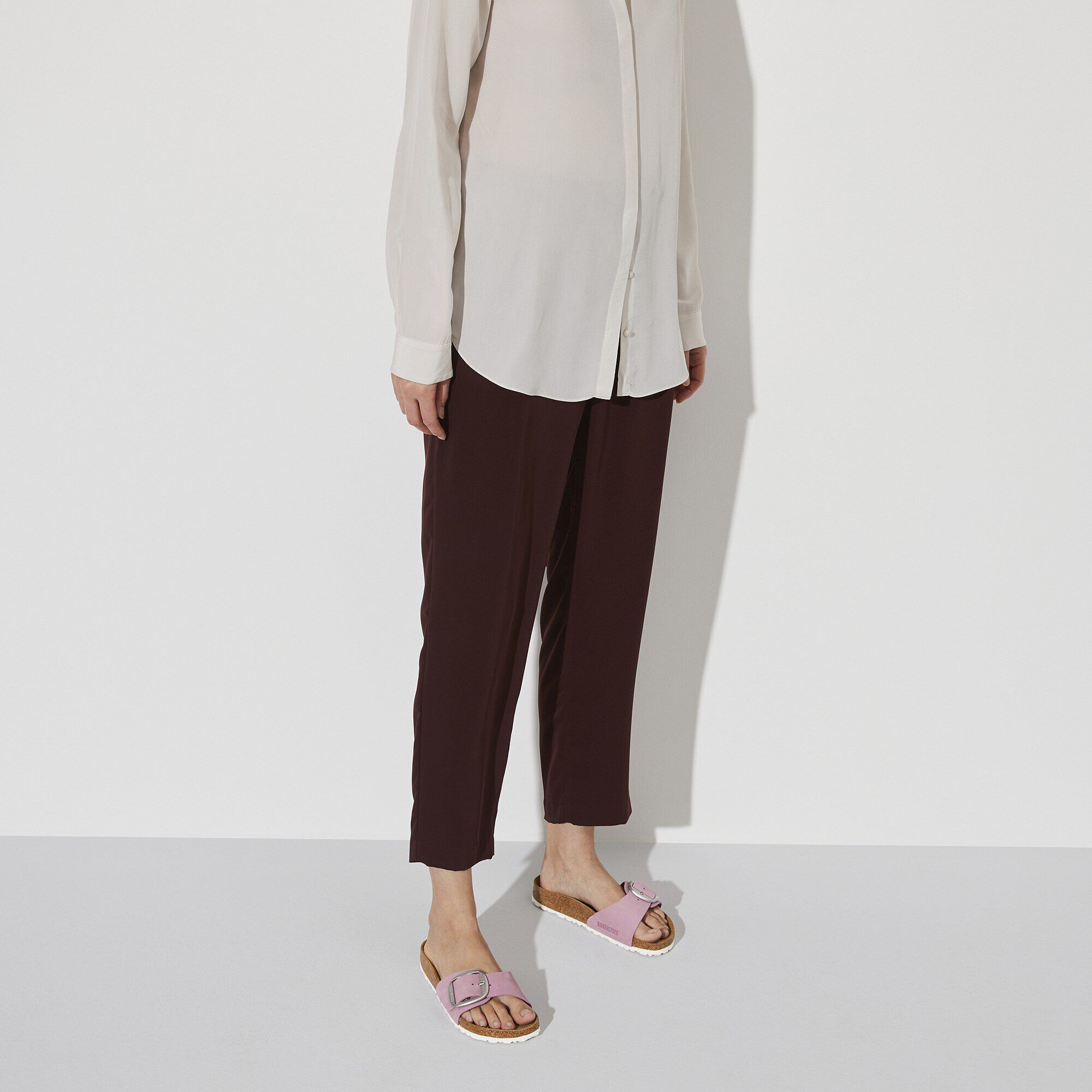 مدريد إبزيم كبير جلد النوبوك