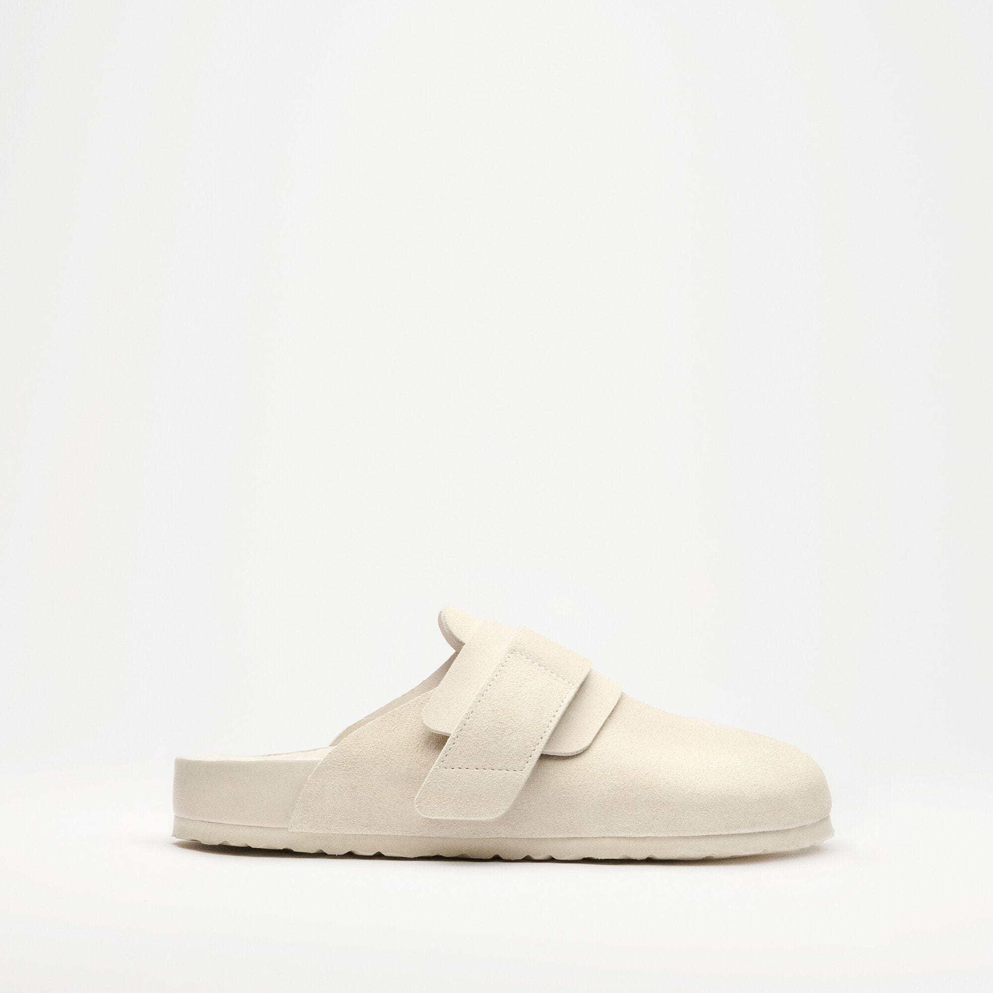 Nagoya Suede Tekla Su&egrave;de - a side view