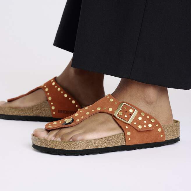 Gizeh Rivet Suede Leather Gizeh Rivet Suede Leather