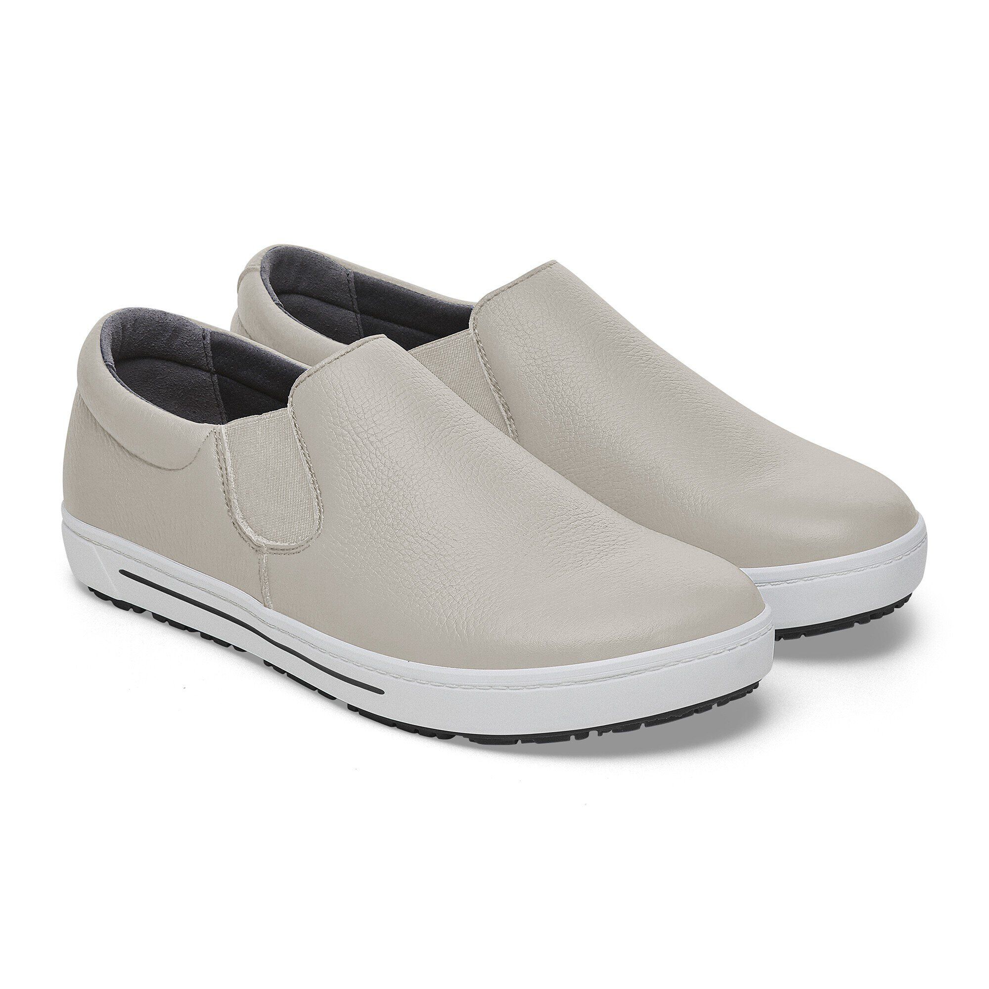 QO 400 Natural Leather - shown as a pair