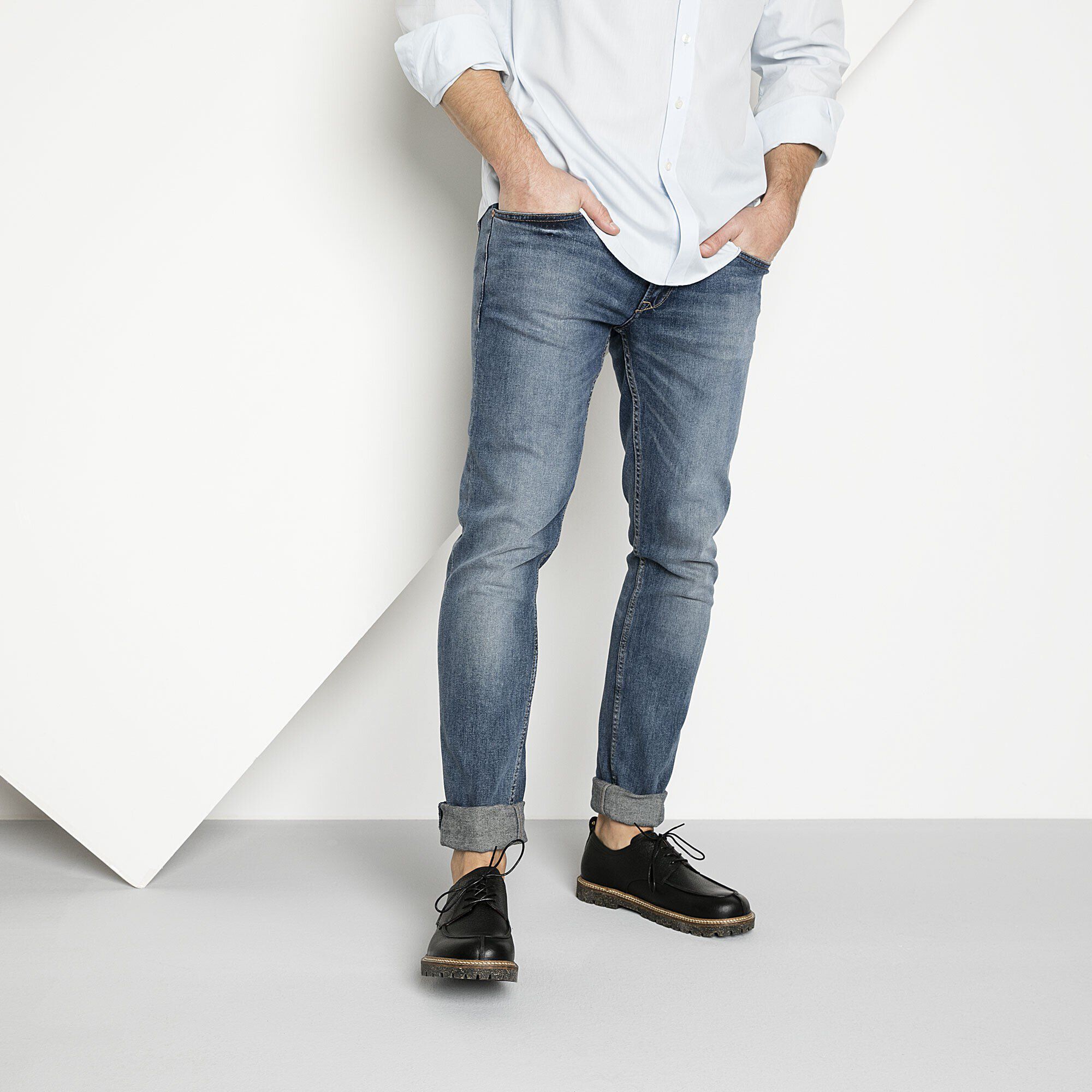   Close-up with a male model