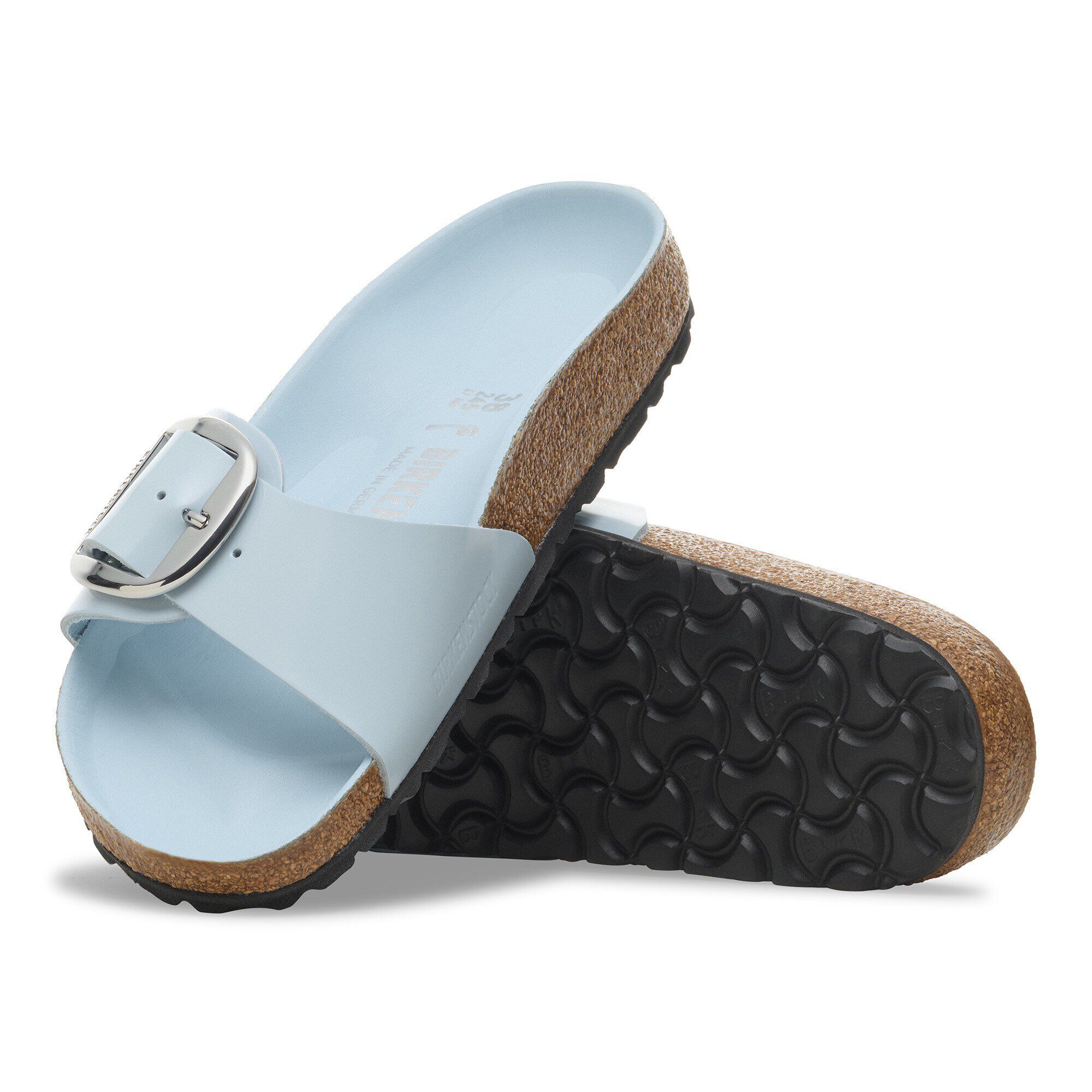   with outer sole details