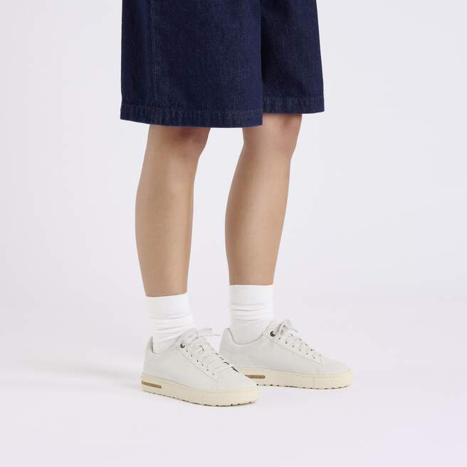 Bend Low Suede Leather