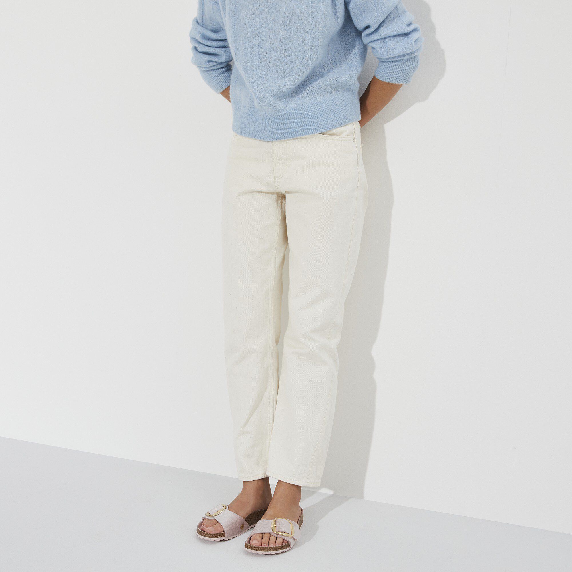 مدريد إبزيم كبير مخمل