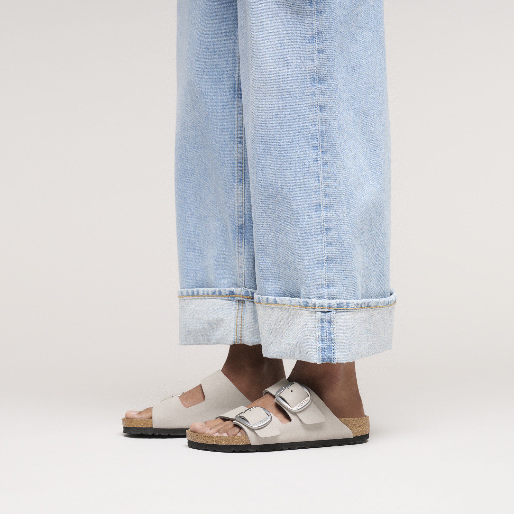 Arizona Big Buckle Nubuk Leather