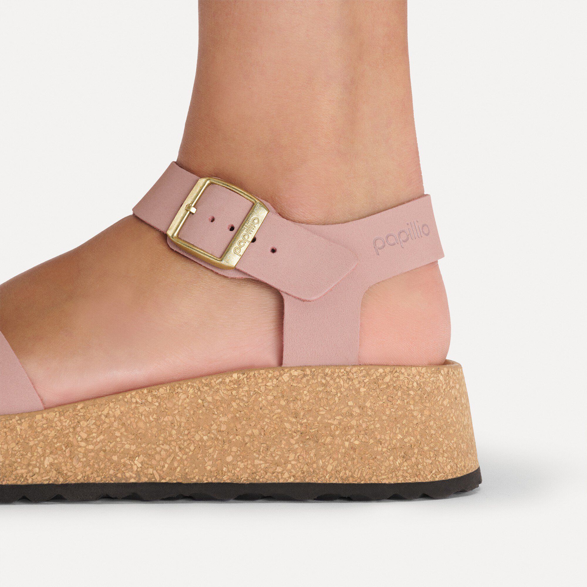 Glenda Nubukleder Close-up with a female model