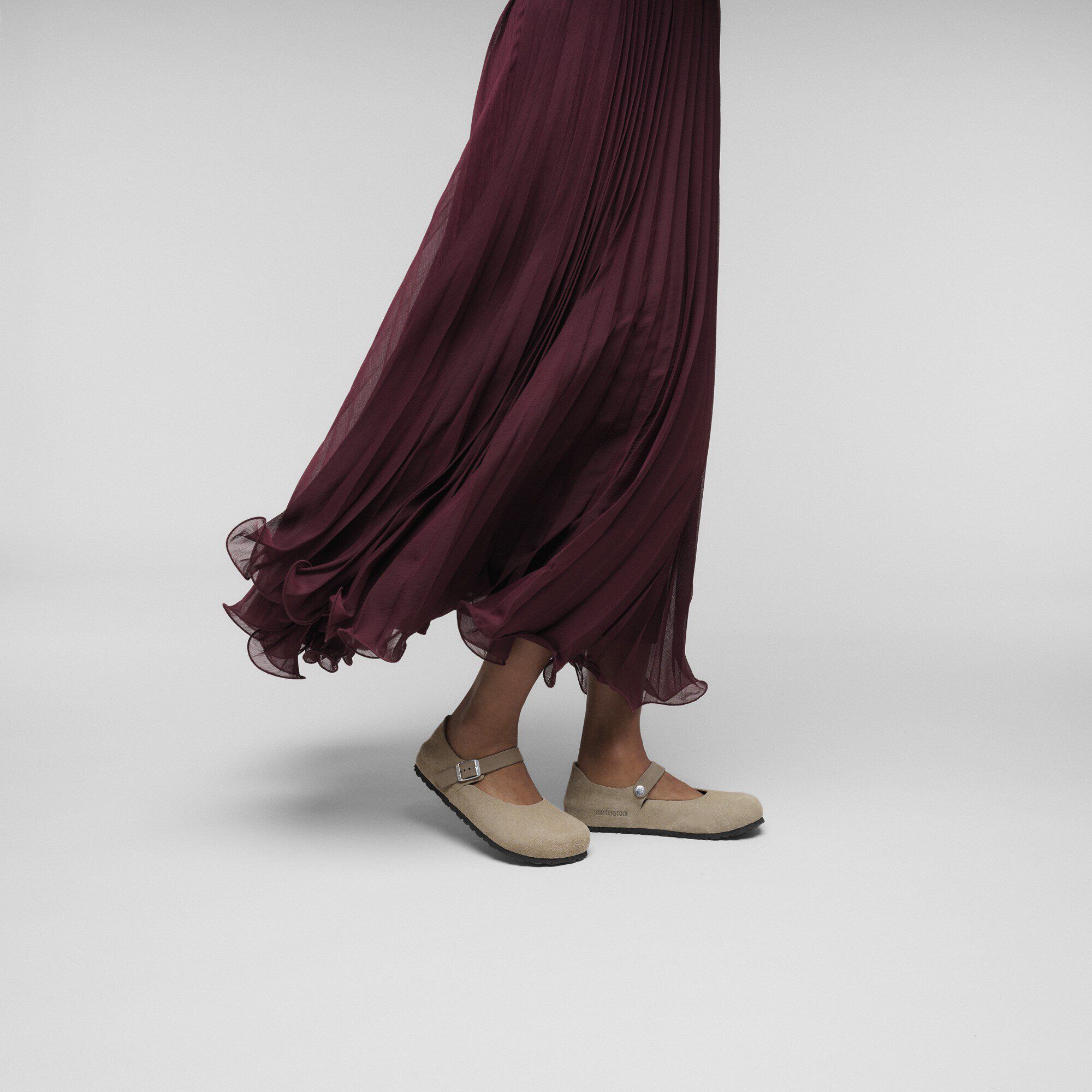 Mantova Suede Leather in Color Taupe | BIRKENSTOCK Netherlands