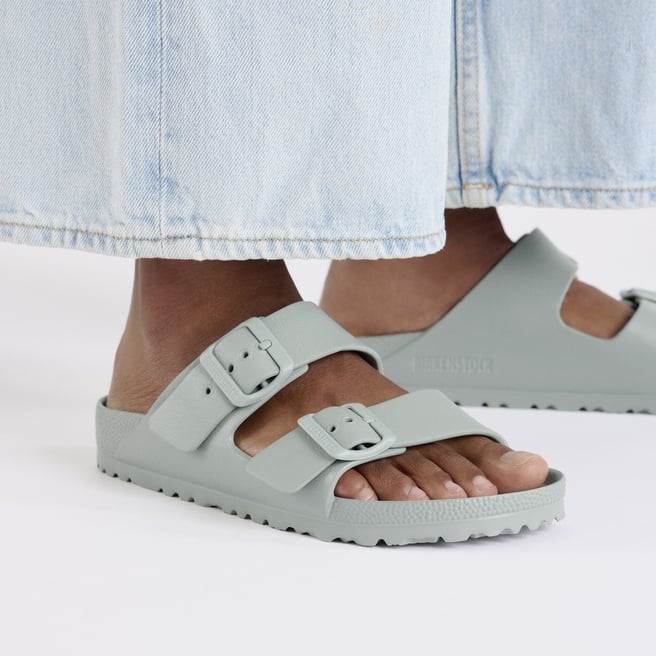 أريزونا إسنشالز ايفي