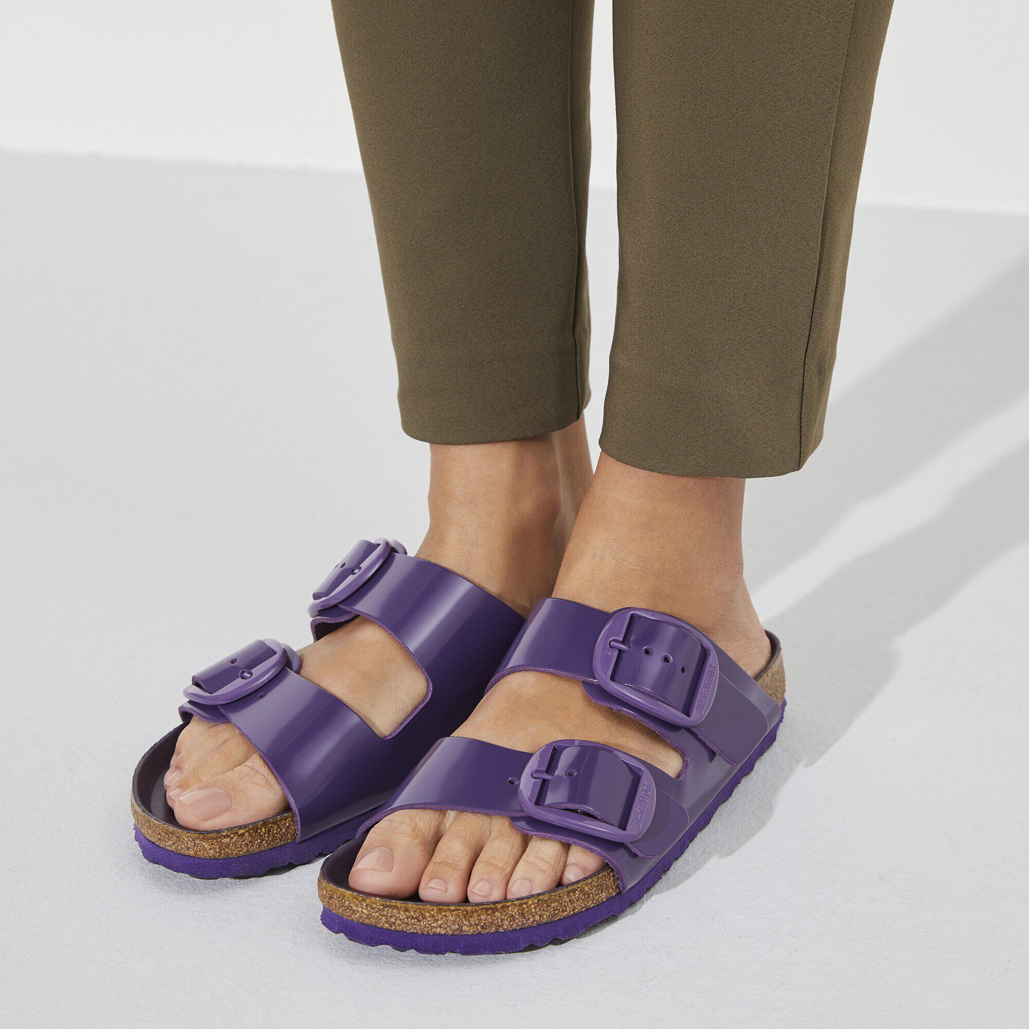 أريزونا إبزيم كبير جلد طبيعي لامع