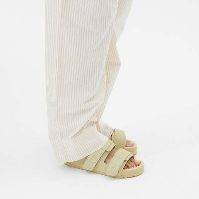 Uji Suede Tekla Suède