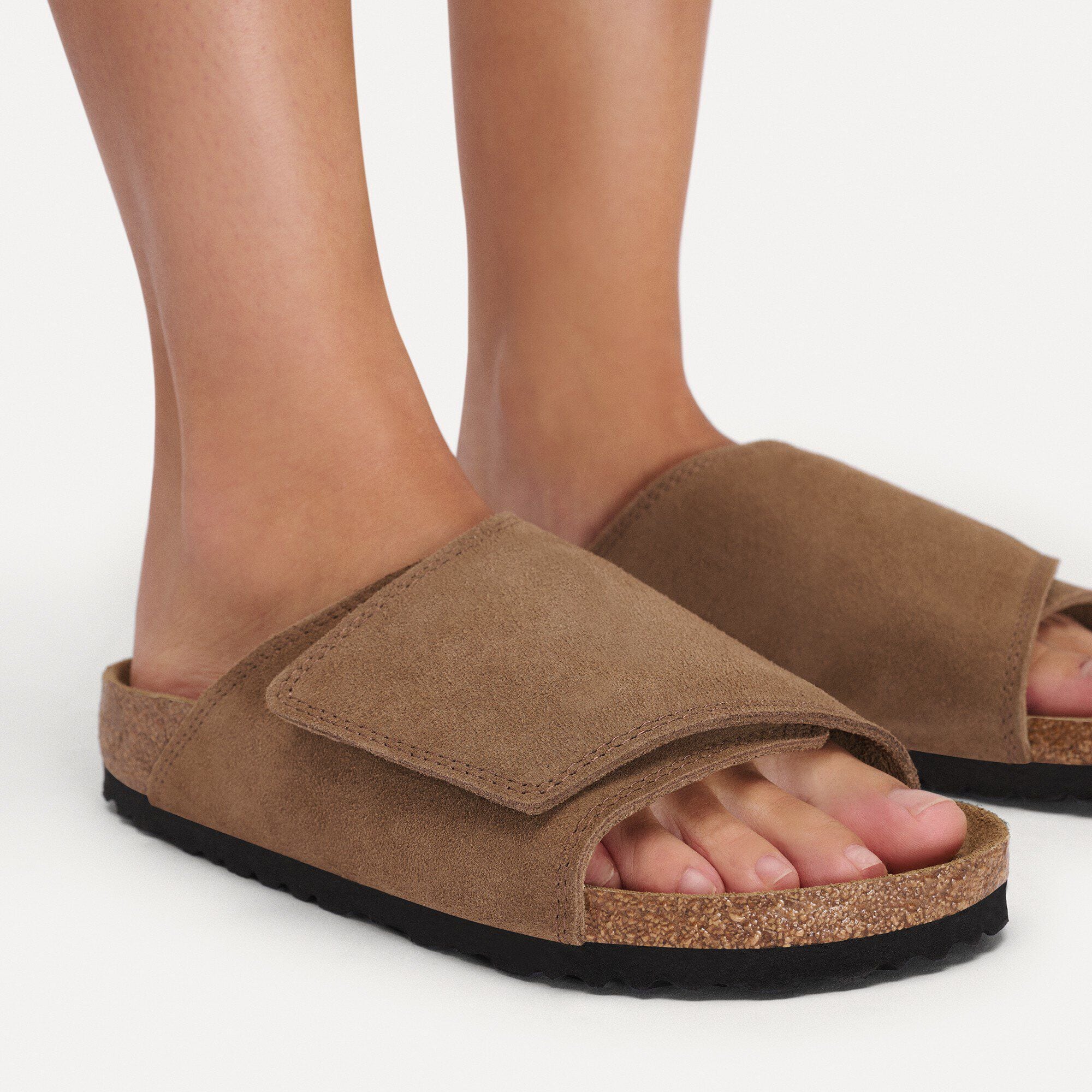 Solana VL Suede Leather Close-up with a female model