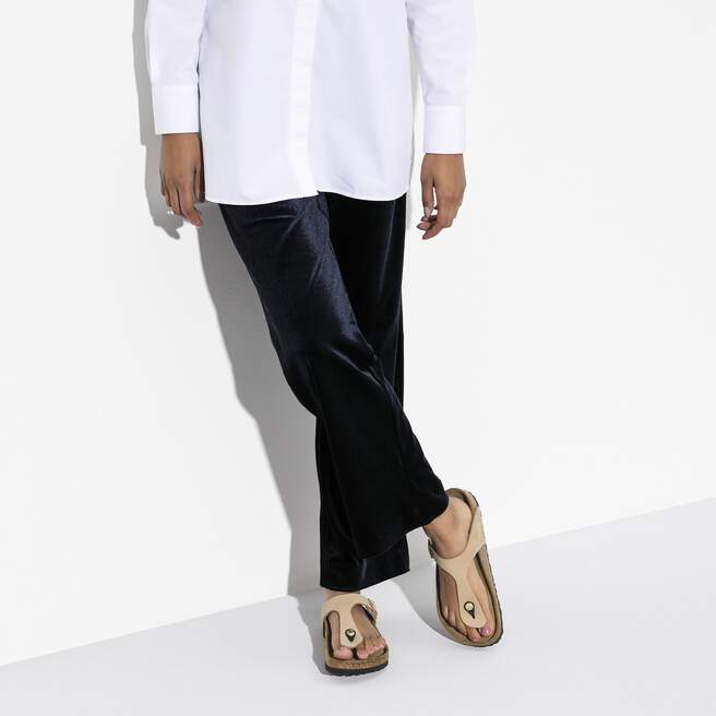 Gizeh Lit de pied souple Cuir nubuck Gizeh Lit de pied souple Cuir nubuck