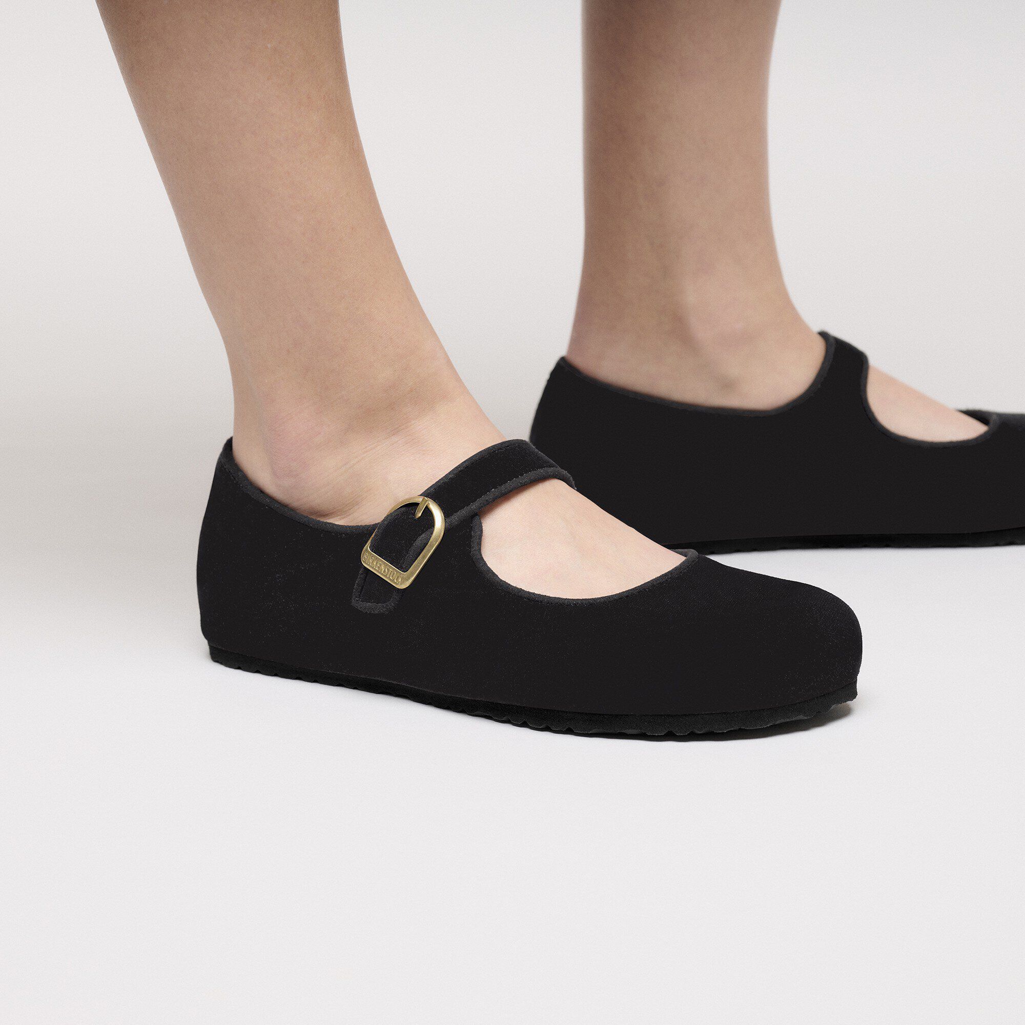 Santa Clarita Velvet in Color Black | BIRKENSTOCK Norway