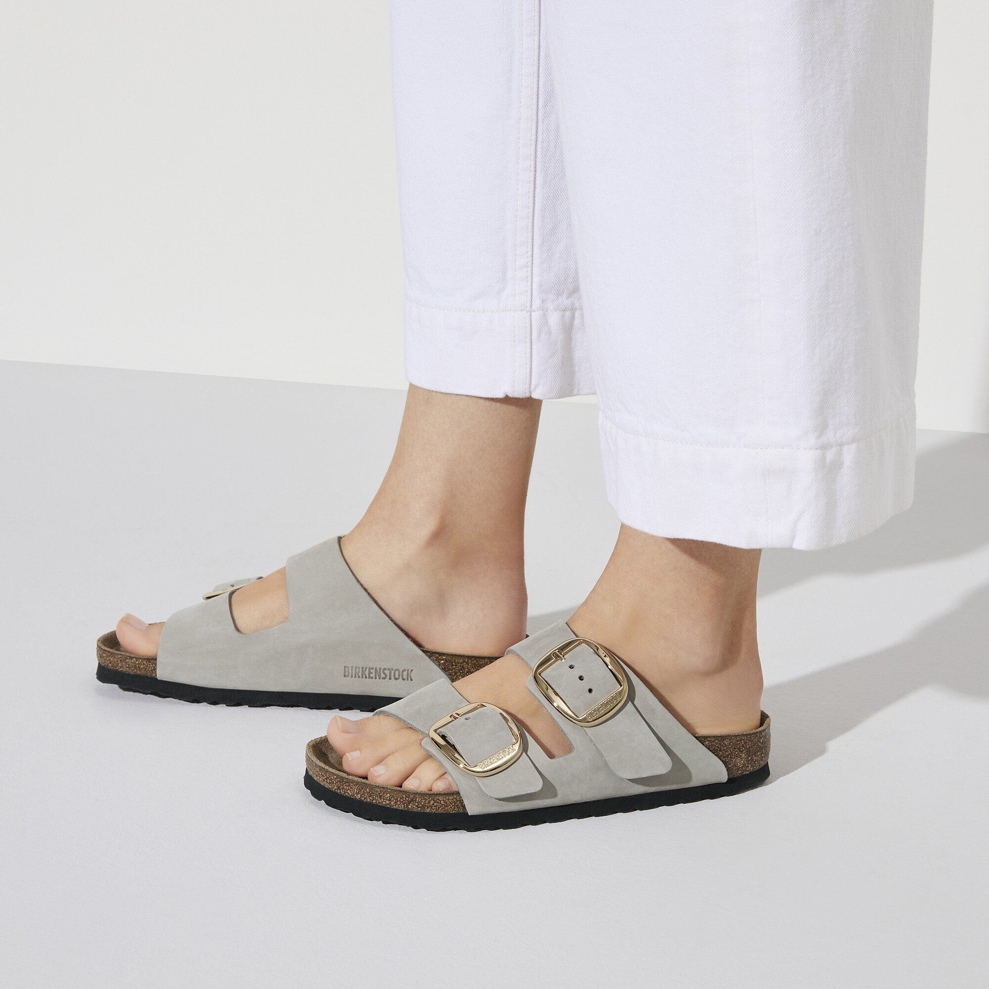 Arizona Big Buckle Nubuk Leather Close-up with a female model