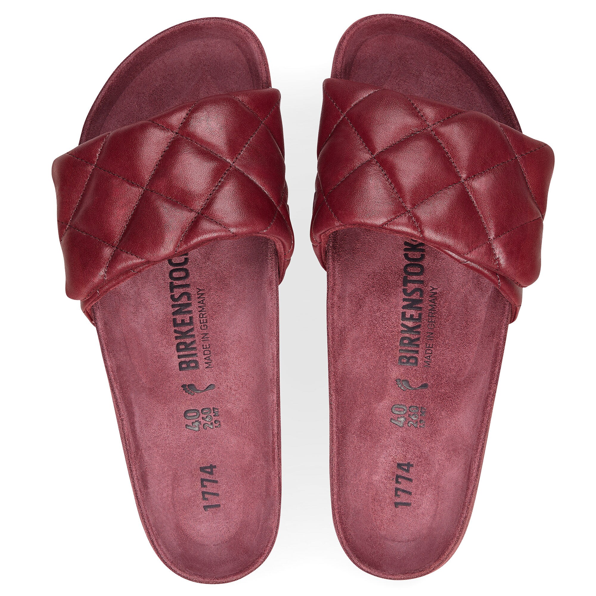 سيلت مبطّن جلد طبيعي مزخرف - a top view