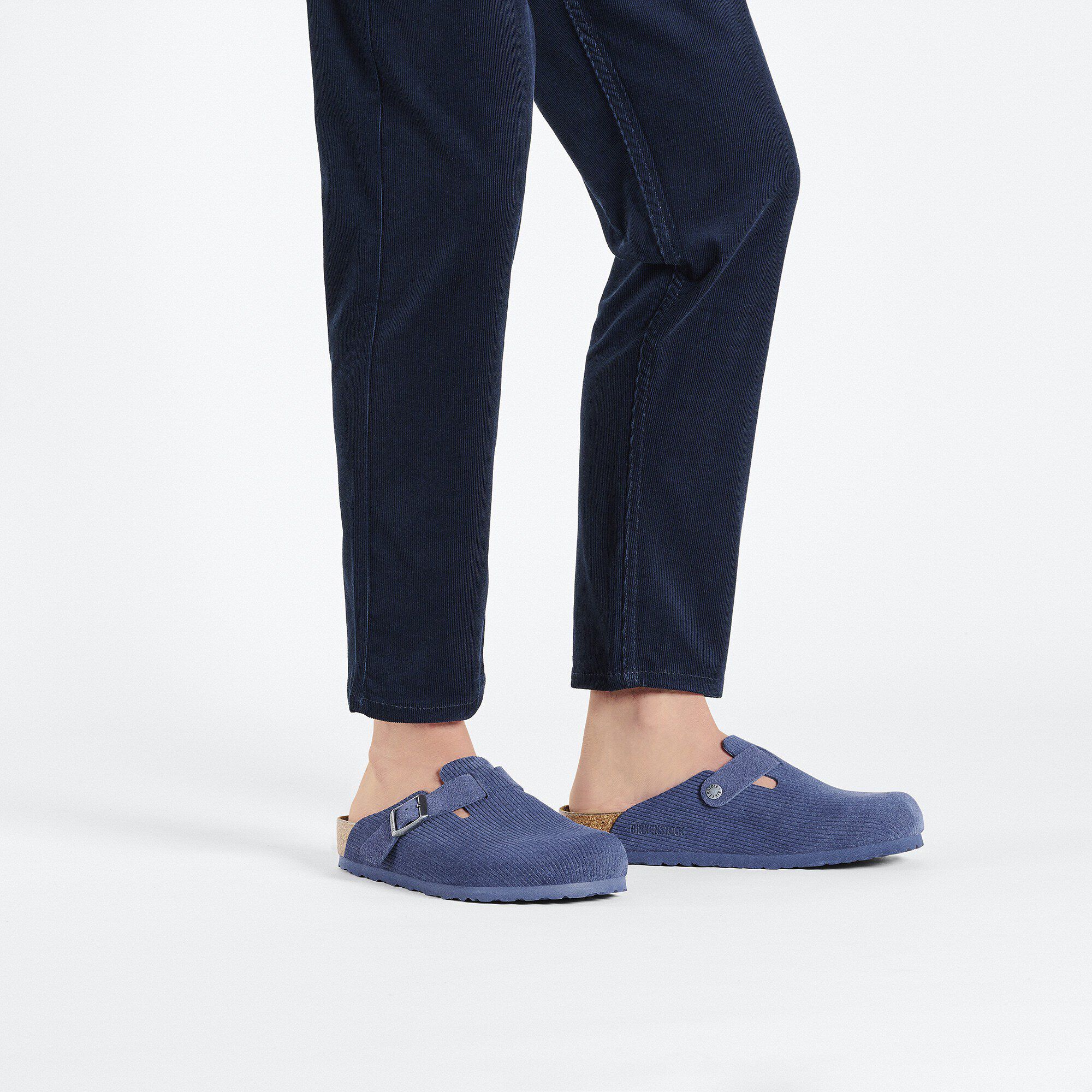 بوسطن جلد سويدي مزخرف