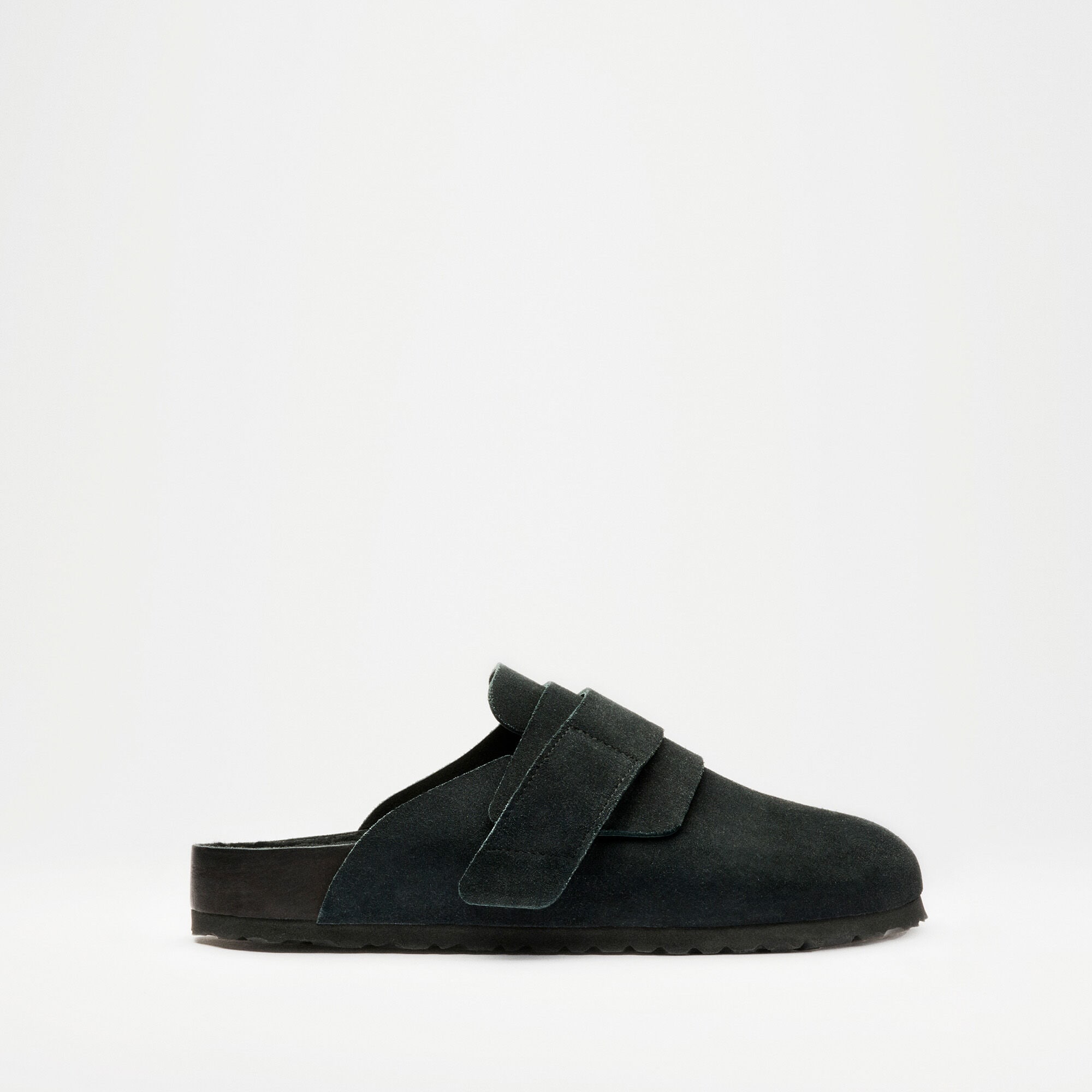 Nagoya Suede Tekla Su&egrave;de - a side view