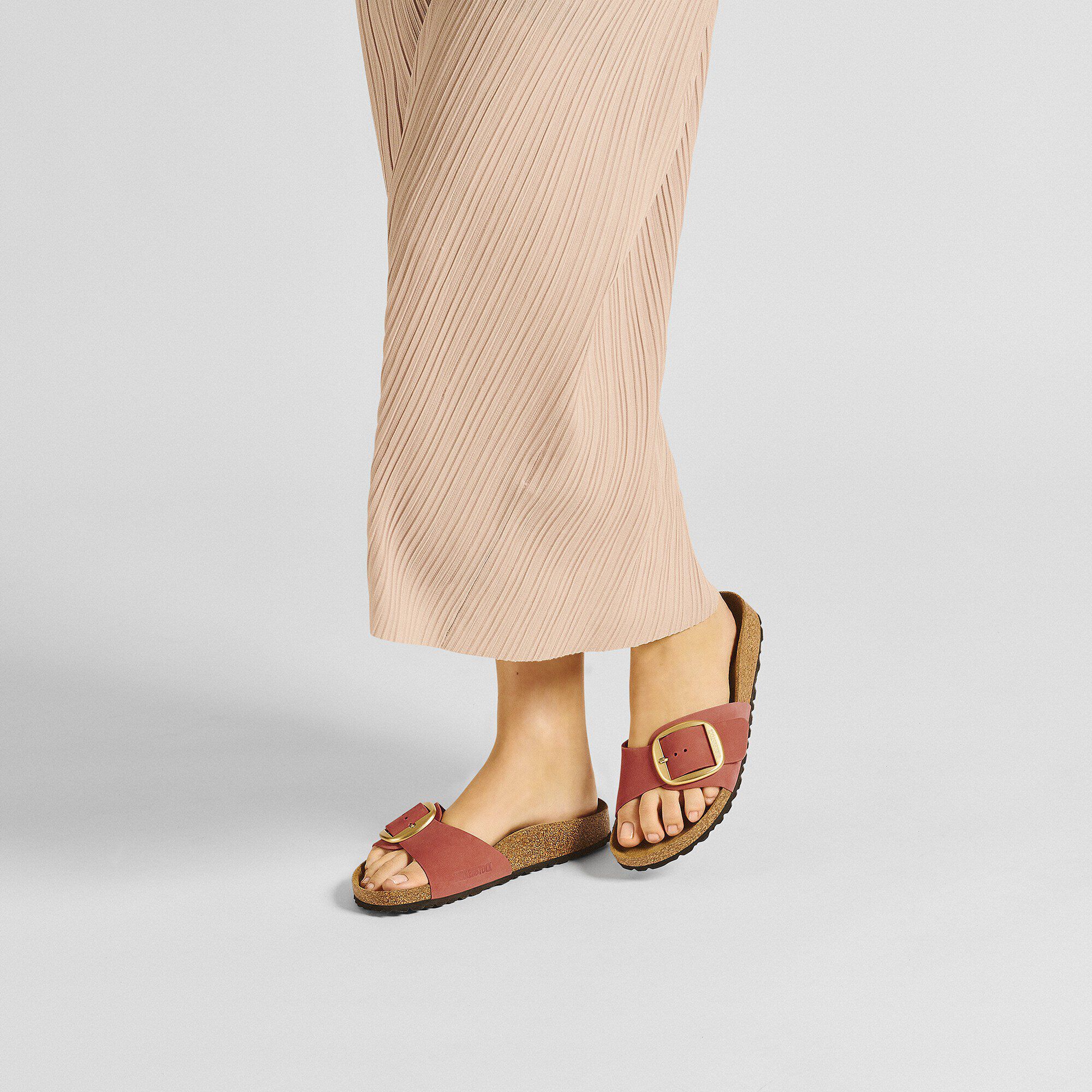 Madrid Big Buckle Nubuk Leather