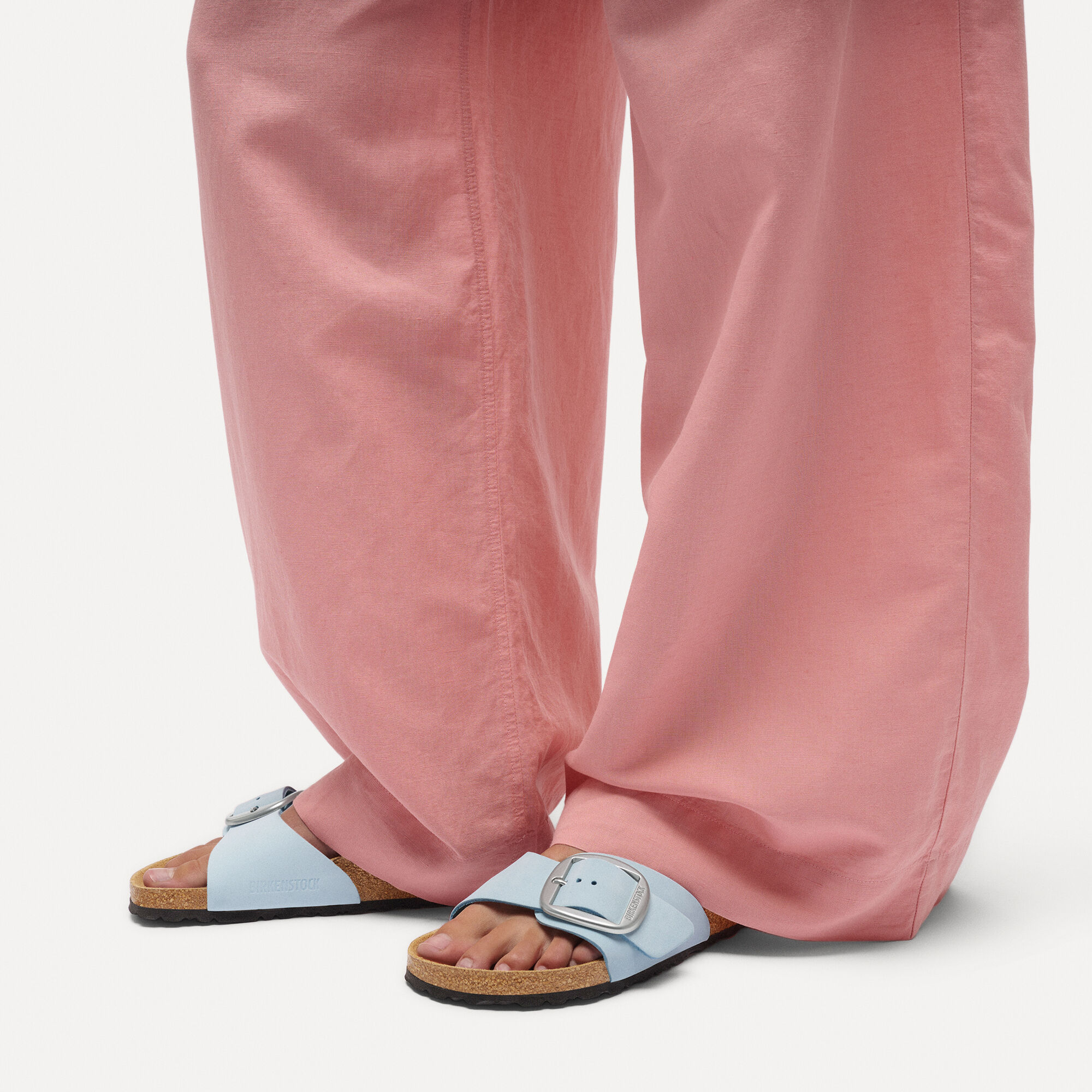 مدريد إبزيم كبير جلد النوبوك