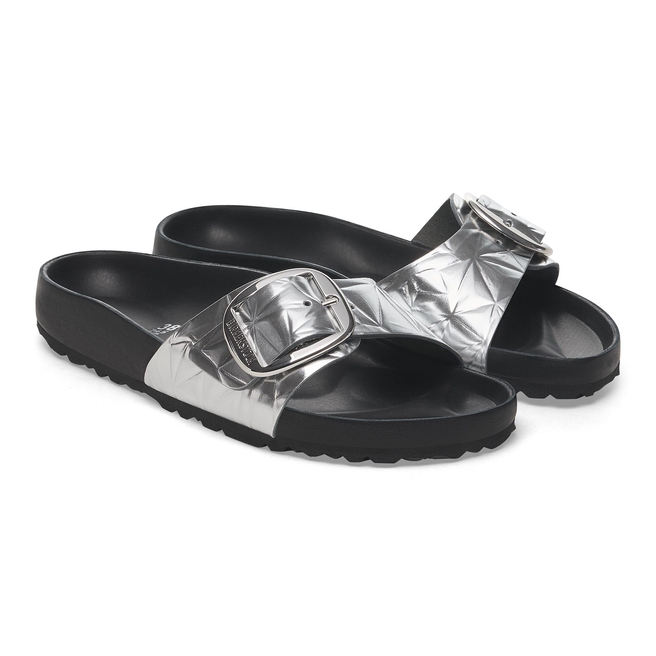 مدريد إبزيم كبير جلد طبيعي مدريد إبزيم كبير جلد طبيعي