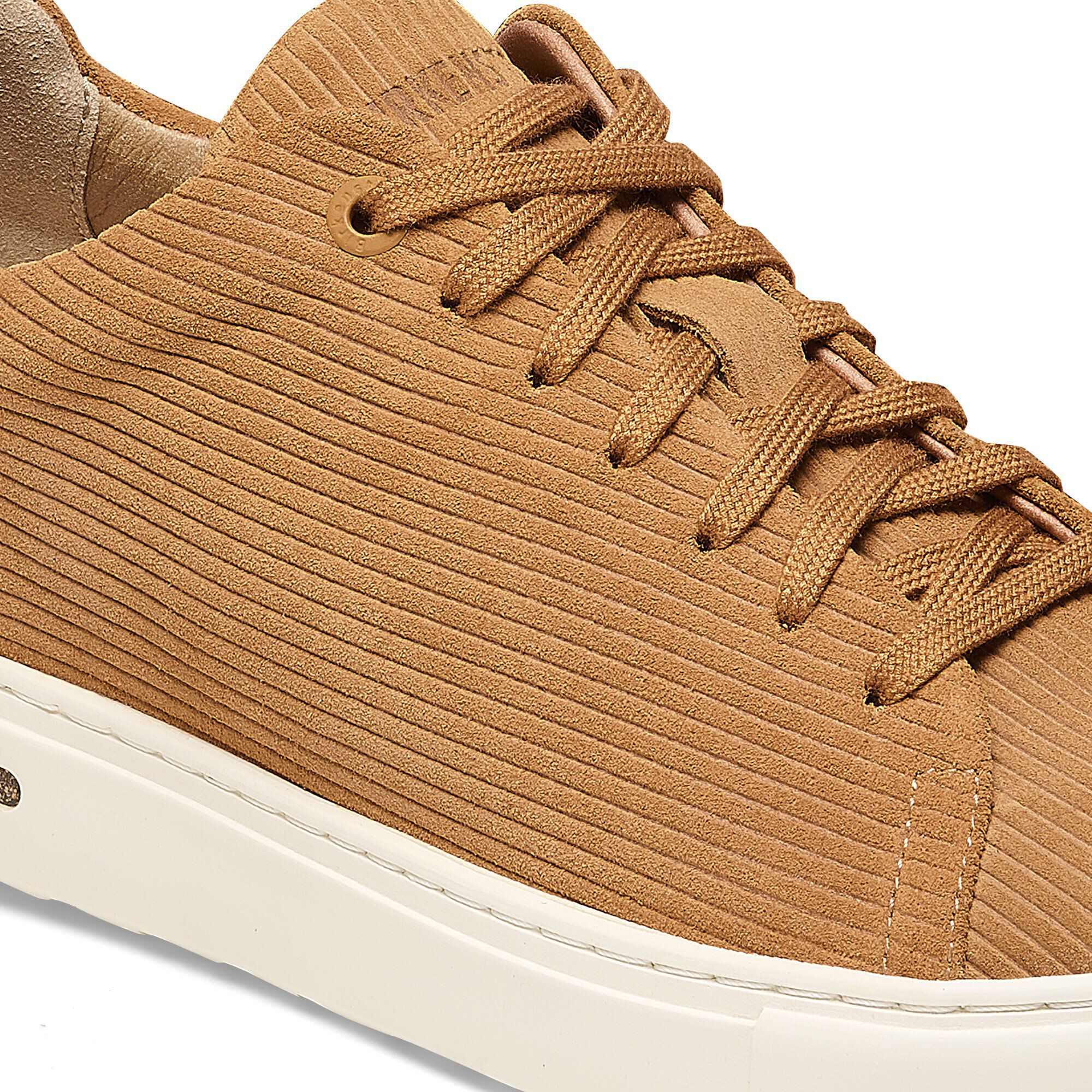 Bend Low Suede Leather Embossed