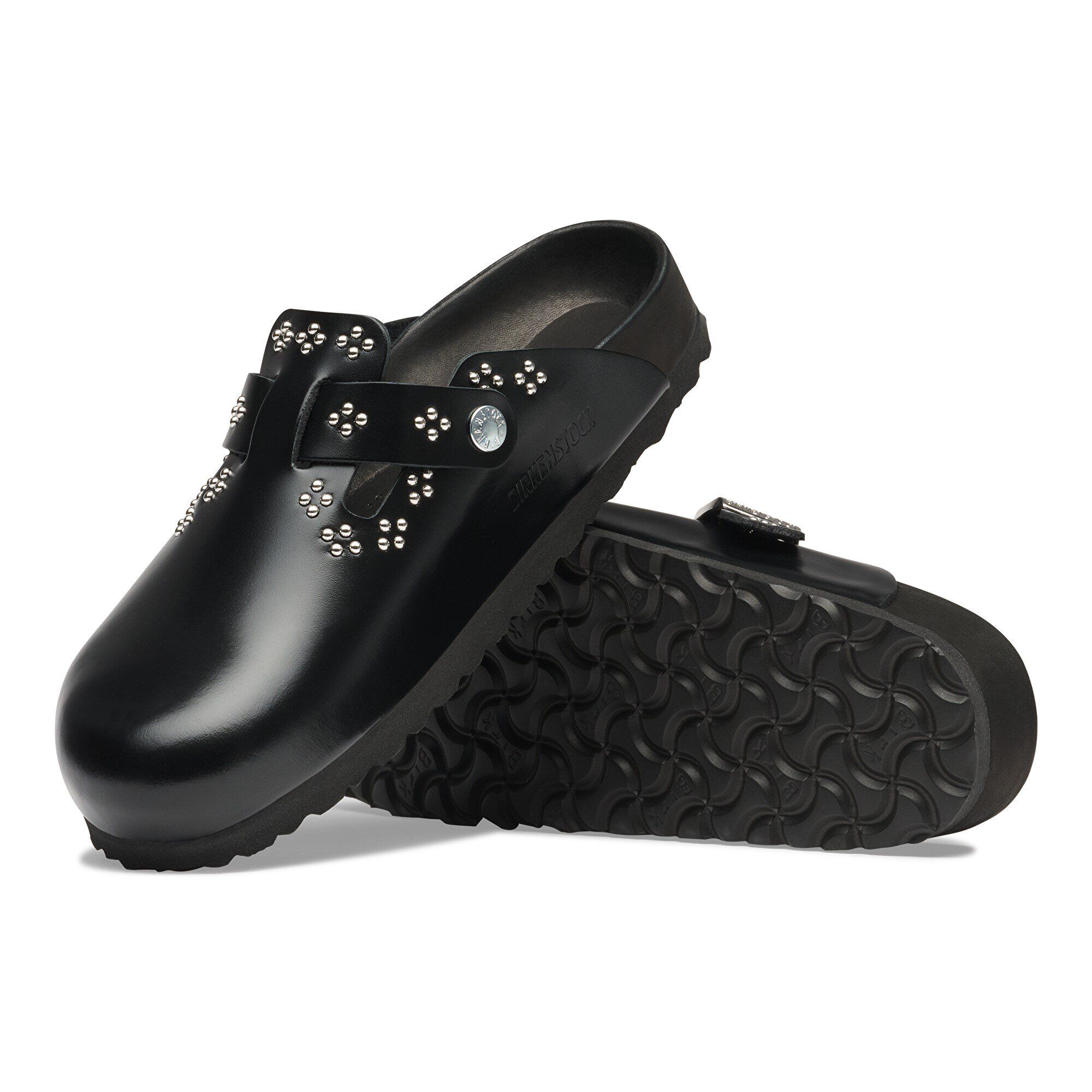   with outer sole details
