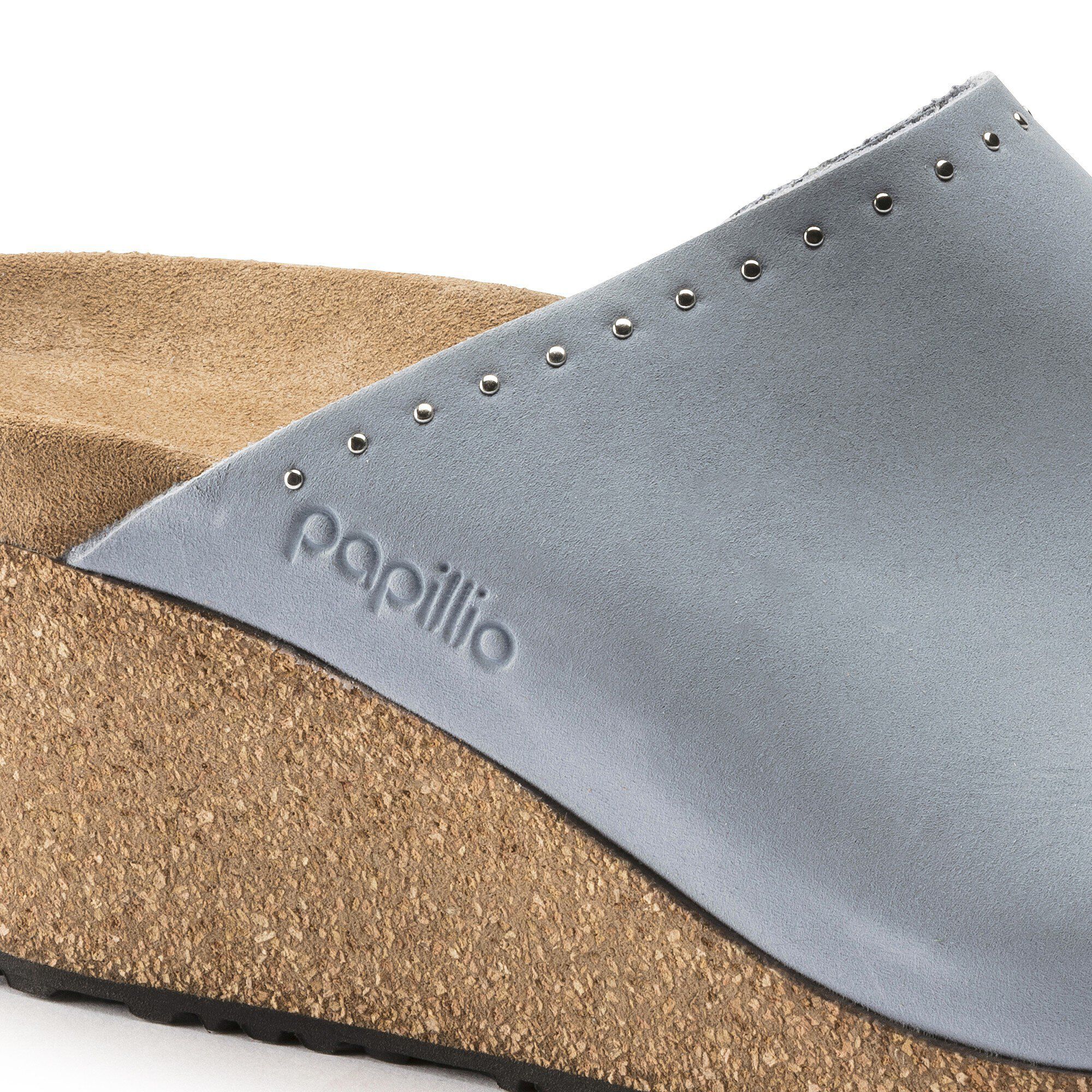 ناميكا ريفيتس بمسامير جلد النوبوك