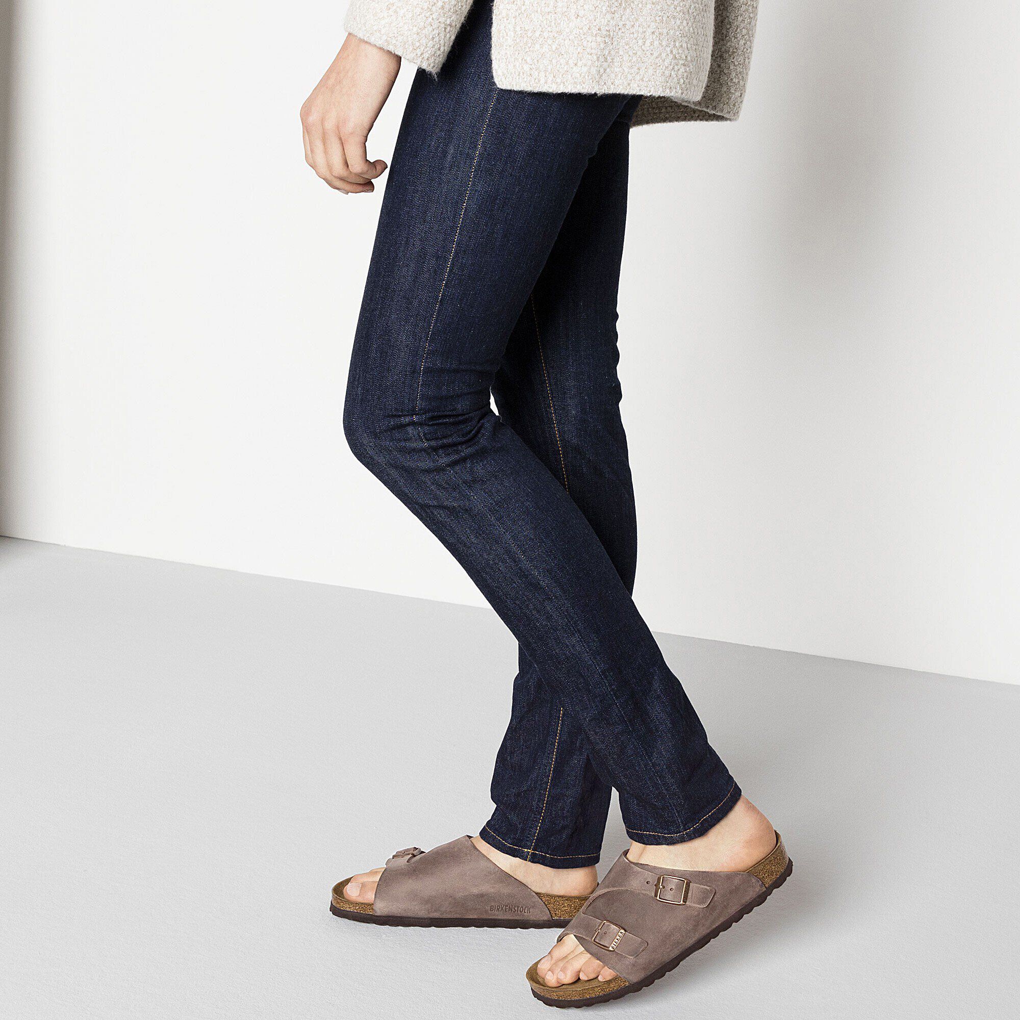 Z&uuml;rich / チューリッヒ Oiled Leather with a female model