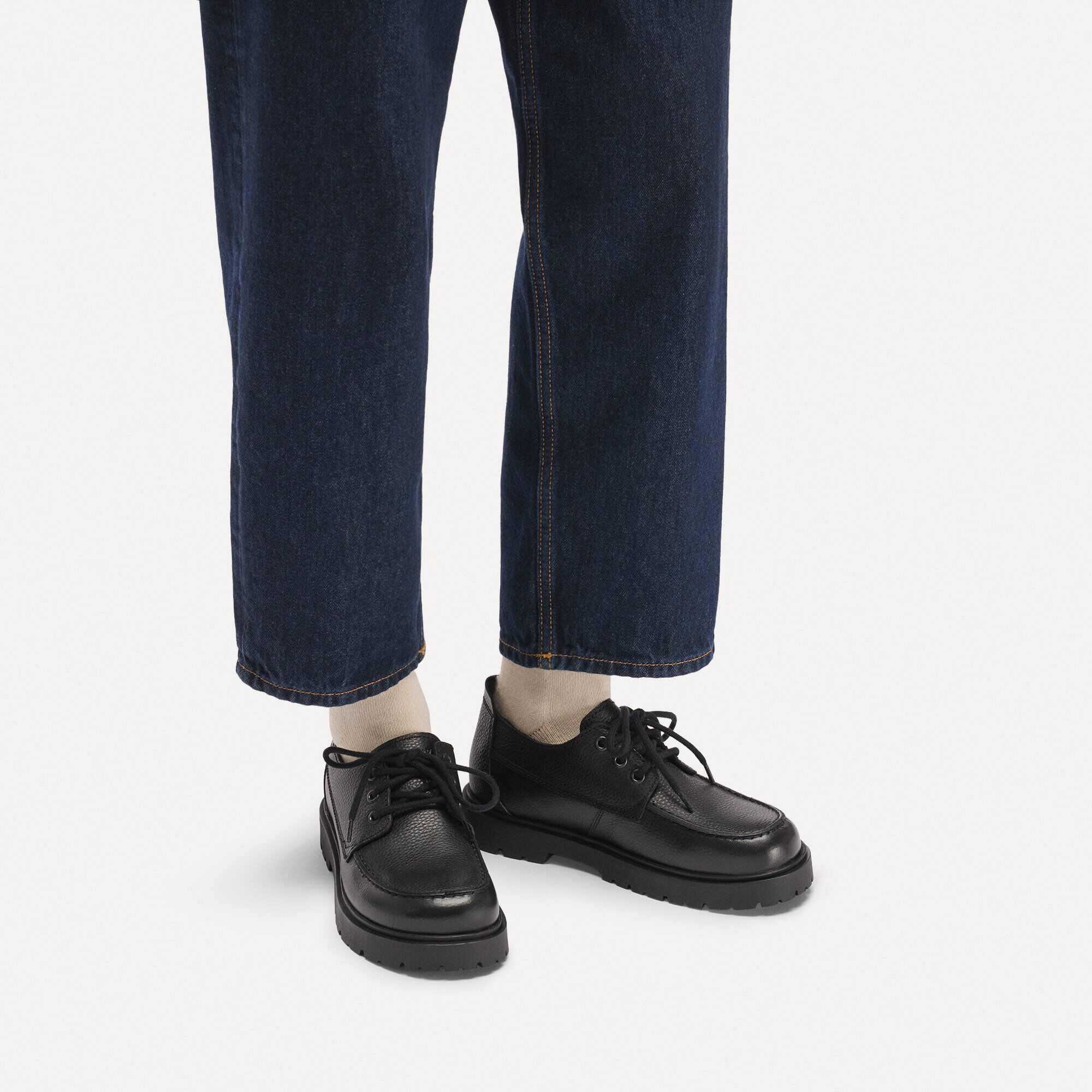 Highwood Moc Lace Low / ハイウッド モック レース ロウ ナチュラルレザー with a female model