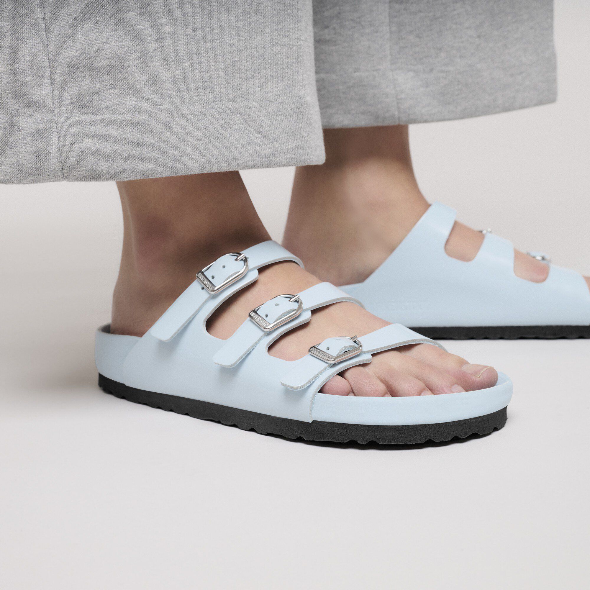 Florida Fresh Natural Leather Patent Close-up with a female model