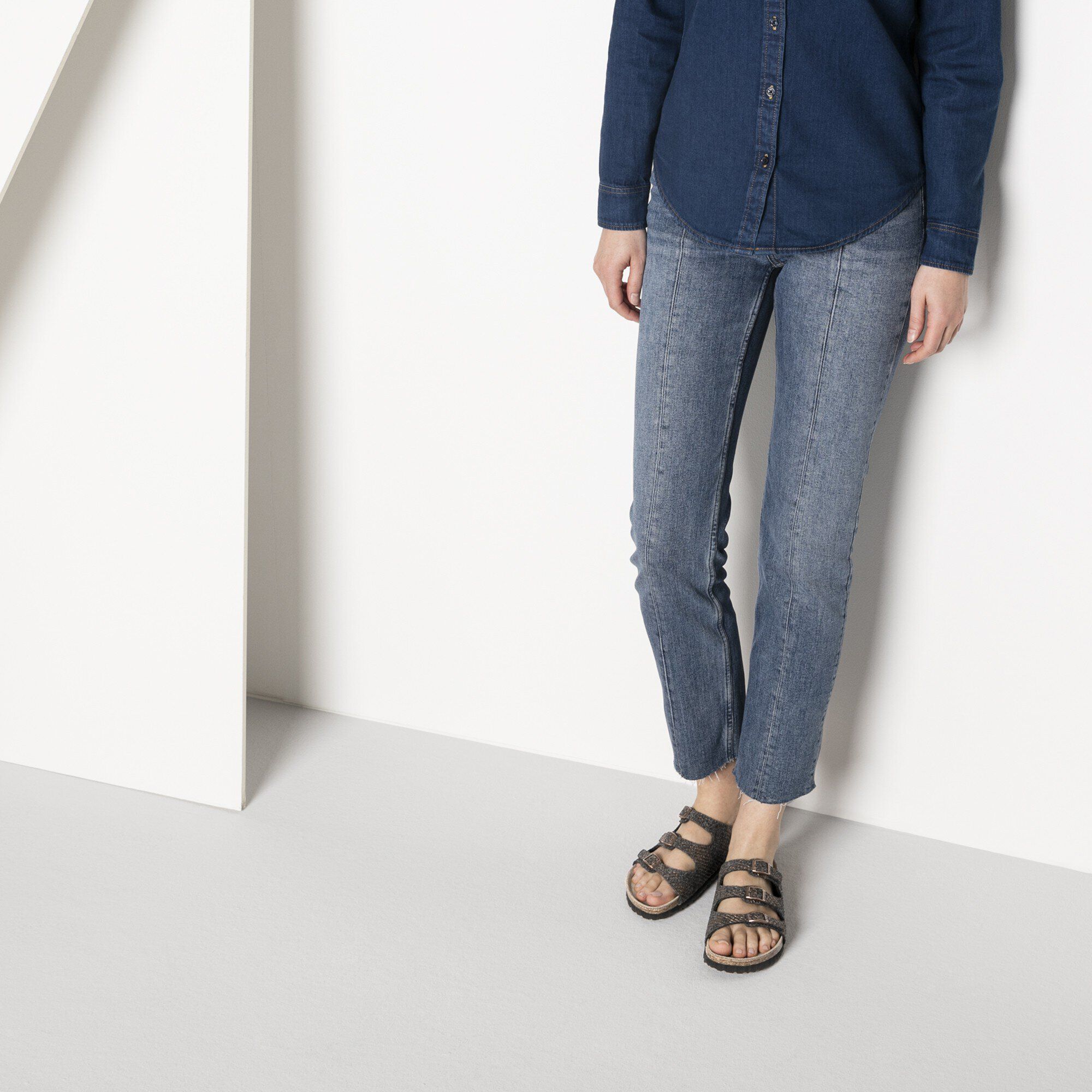 Florida / フロリダ ウールフェルト with a female model