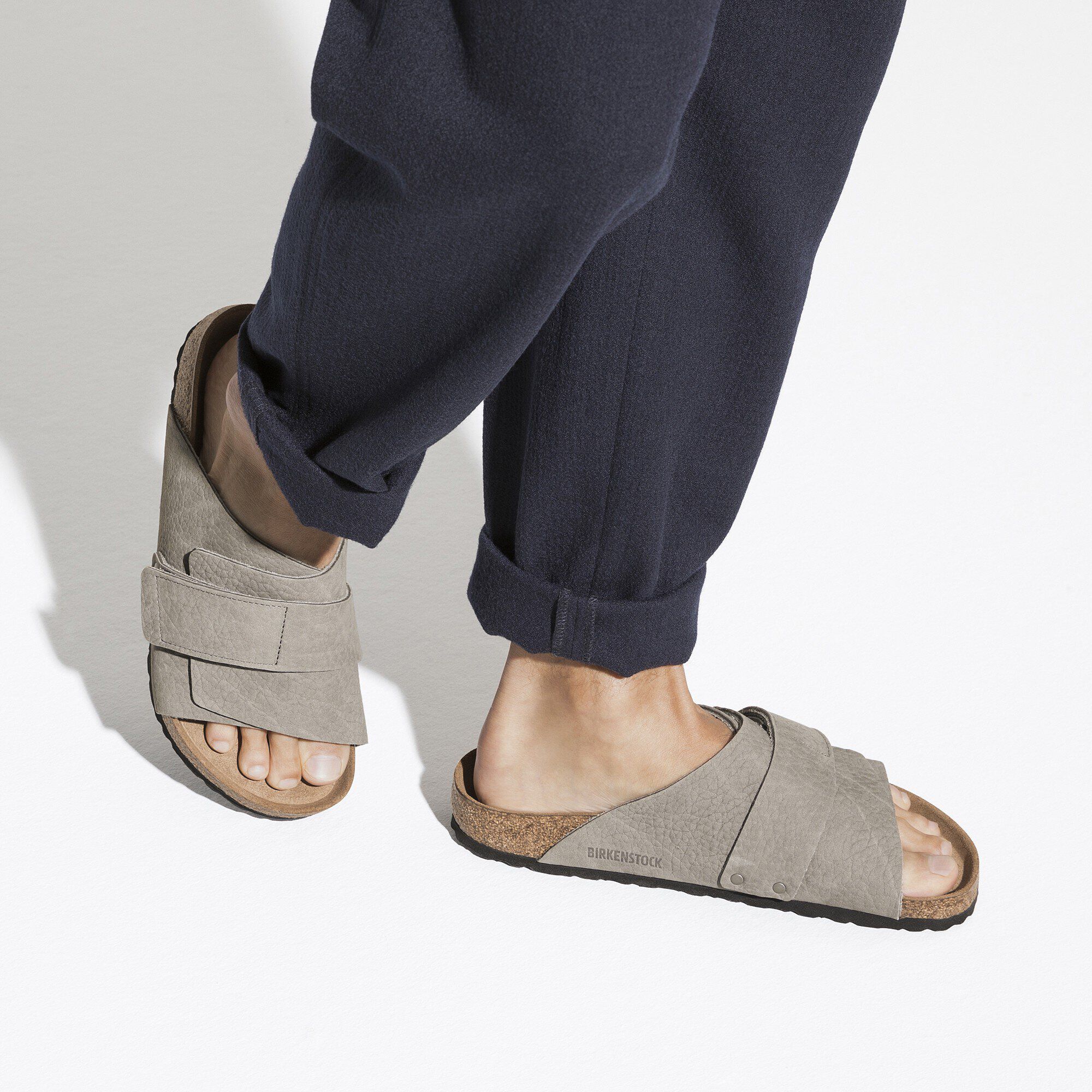 Kyoto Soft Footbed / キョウト ソフトフットベッド ヌバックレザー with a male model