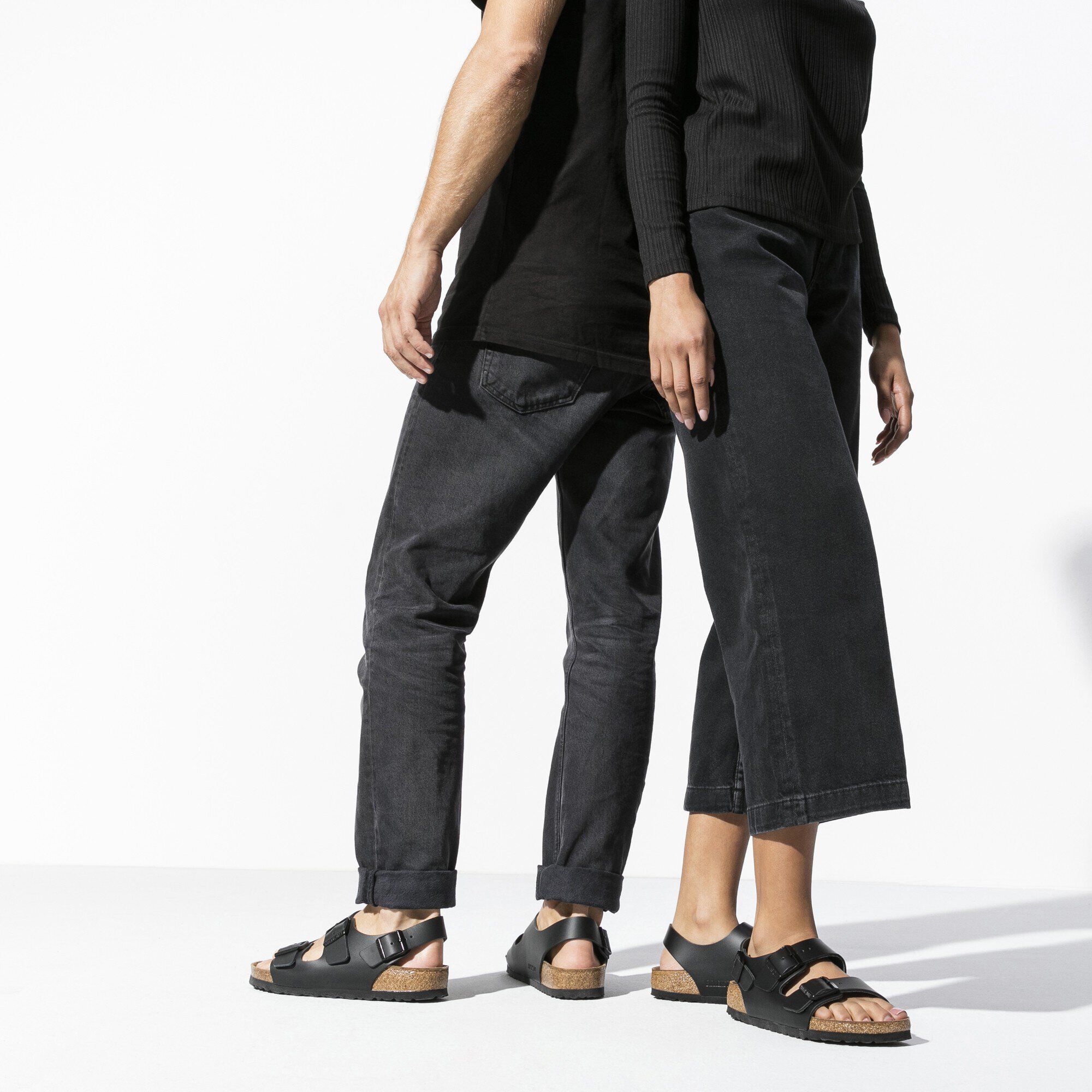 Milano / ミラノ」（ナチュラルレザー、ブラック）| BIRKENSTOCK（日本）