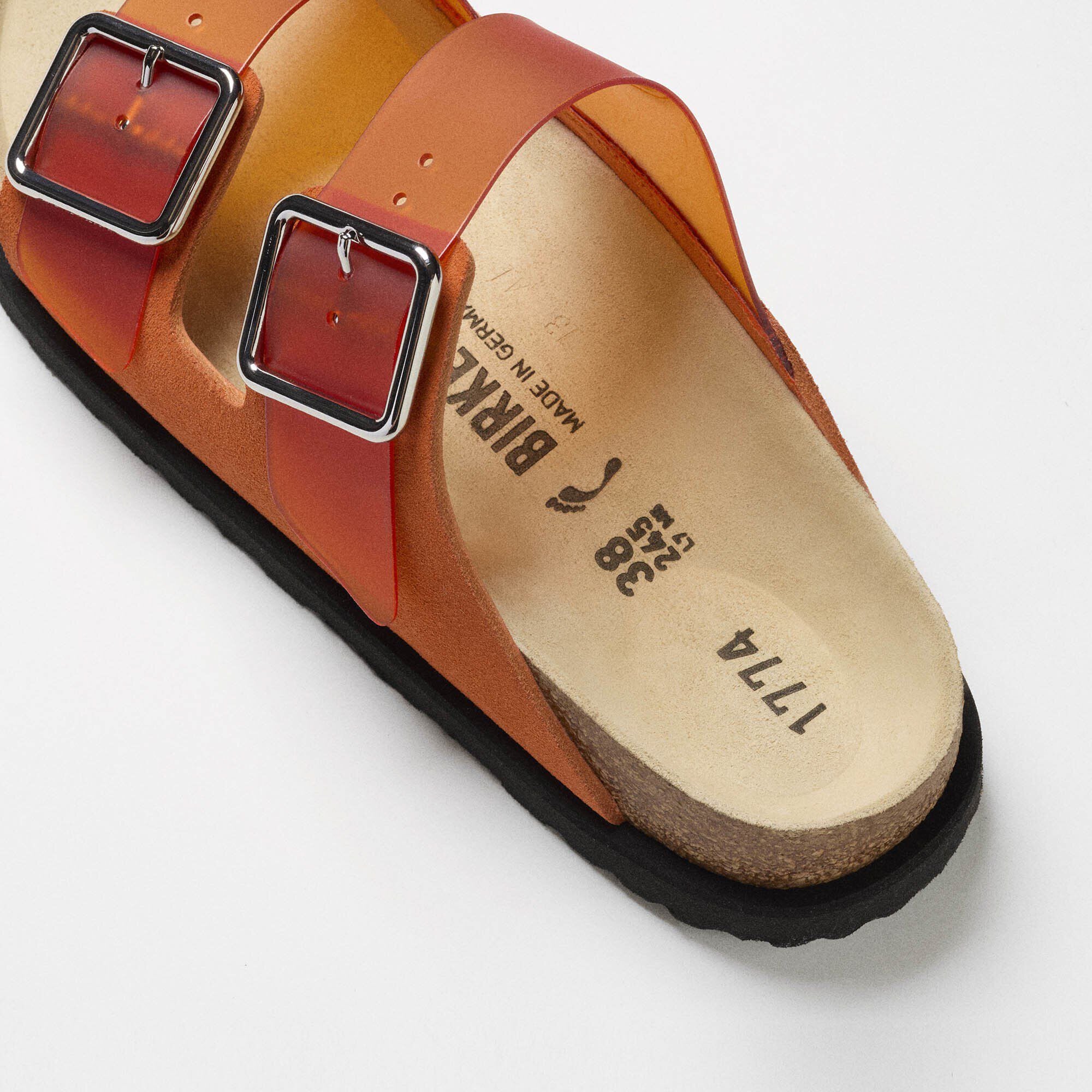 1774 Arizona PVC」（シンセティック、Vibrant Orange）| BIRKENSTOCK