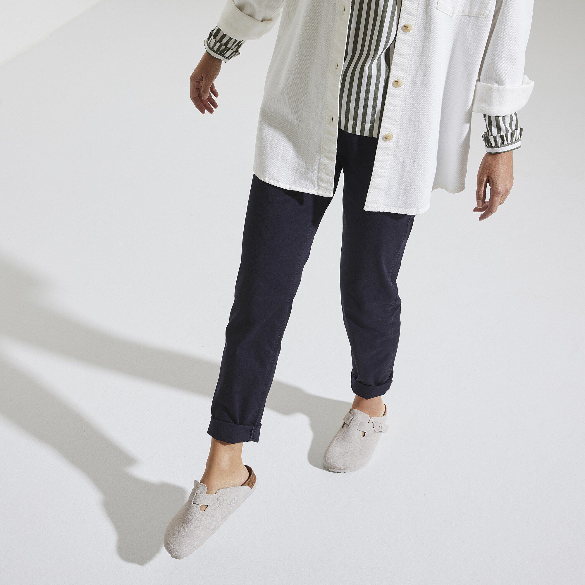 Boston Suede Leather with a female model