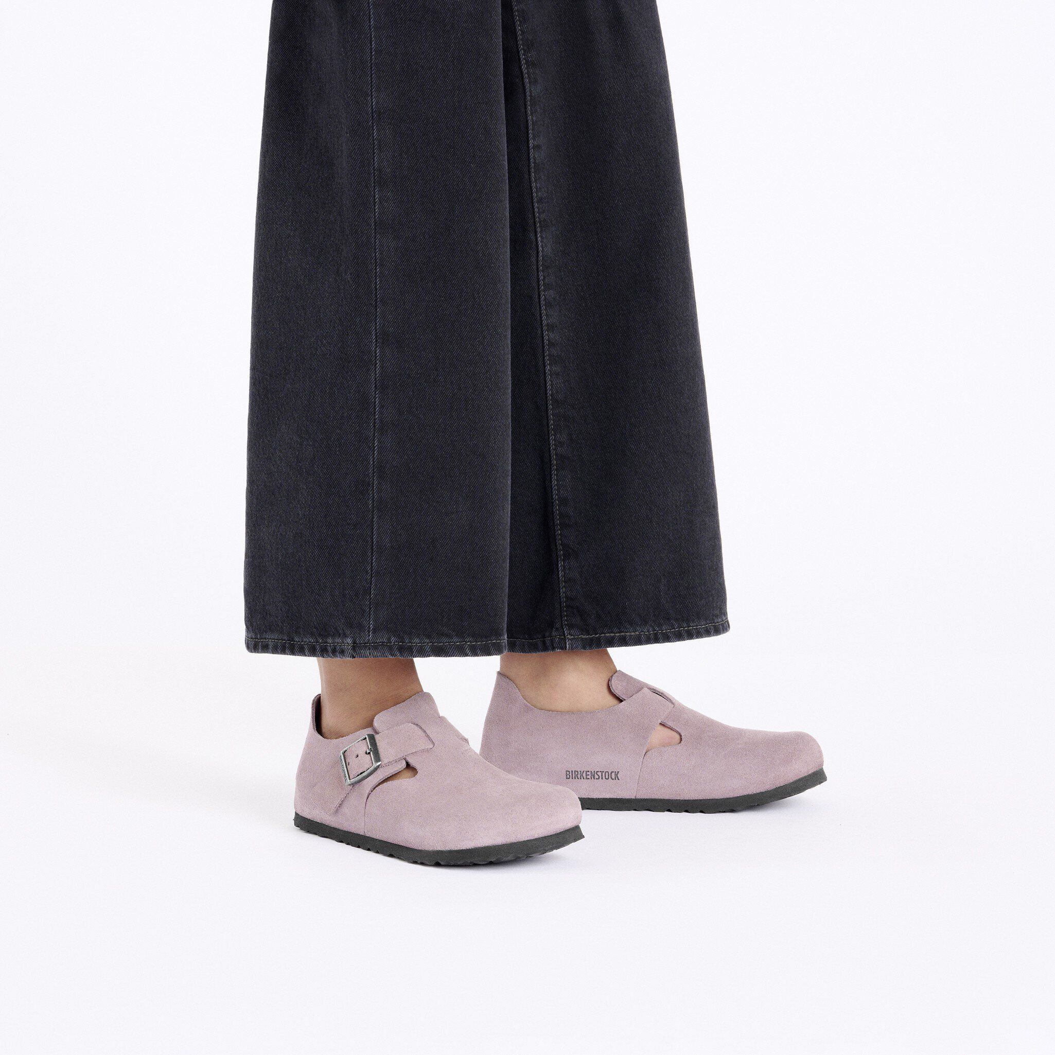 London Suede Leather with a female model